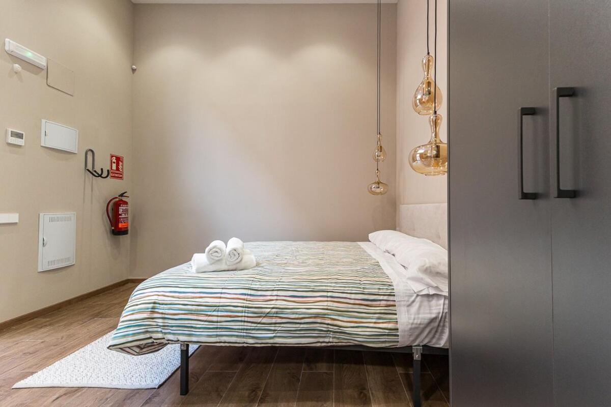 Premium Suite by the Turia River 4