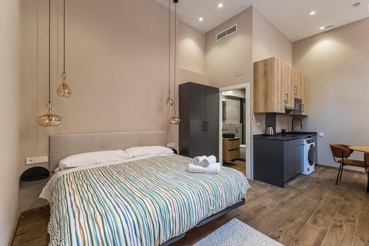 Premium Suite by the Turia River 4