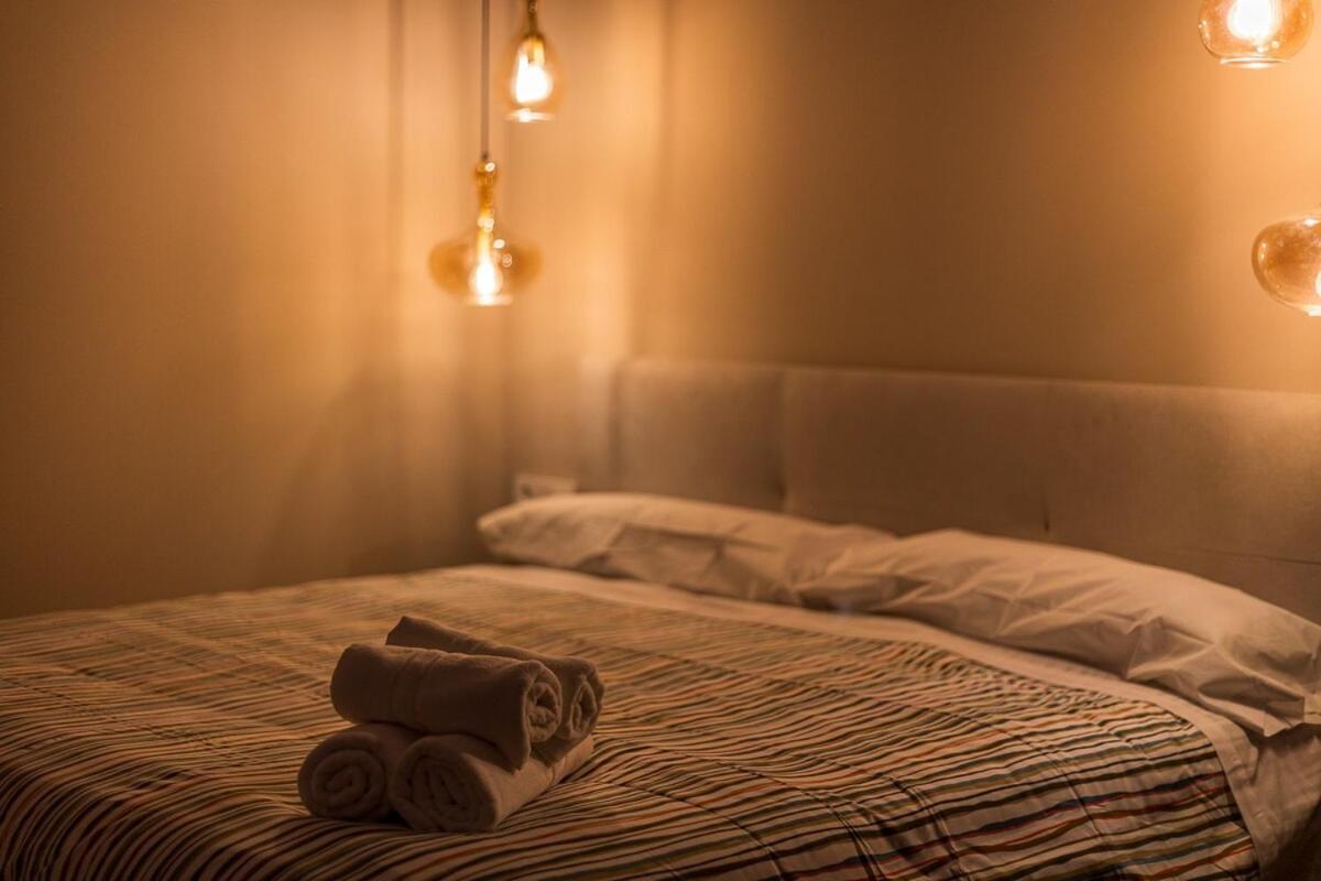 Premium Suite by the Turia River 4
