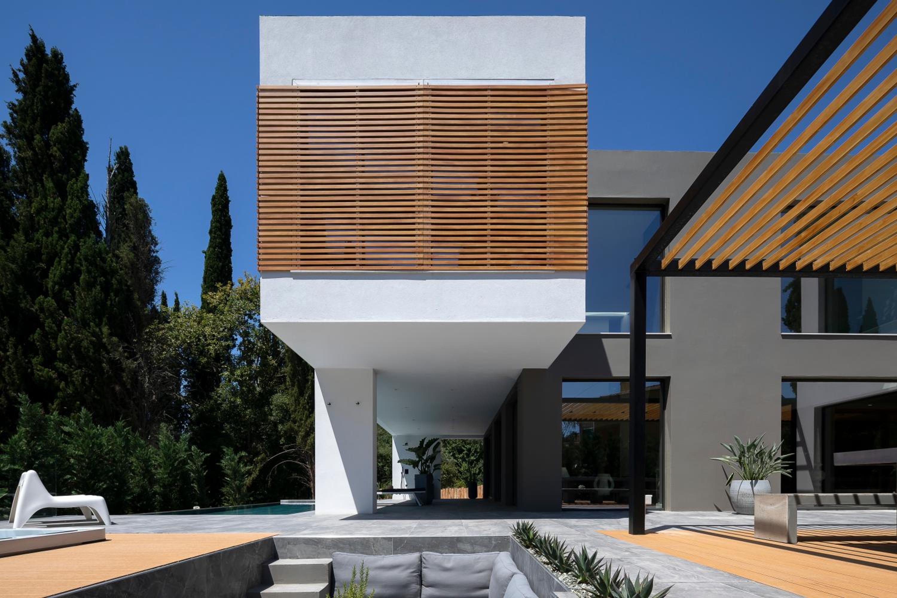 La Fortuna Villa - Award Winning Luxury Villa Close to Corfu Town
