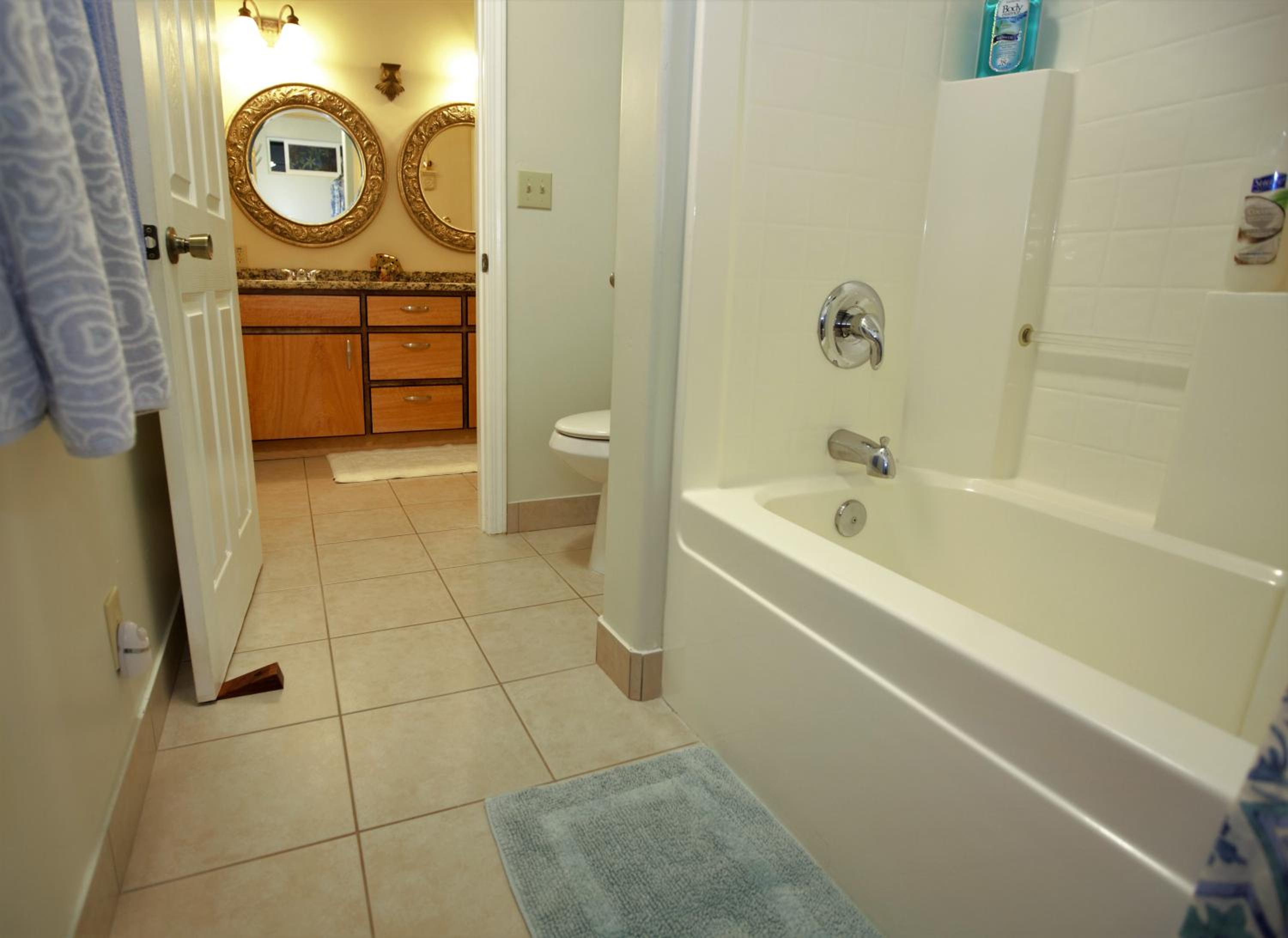 Island Goode's - Luxury Adult Only Accommodation near Hilo