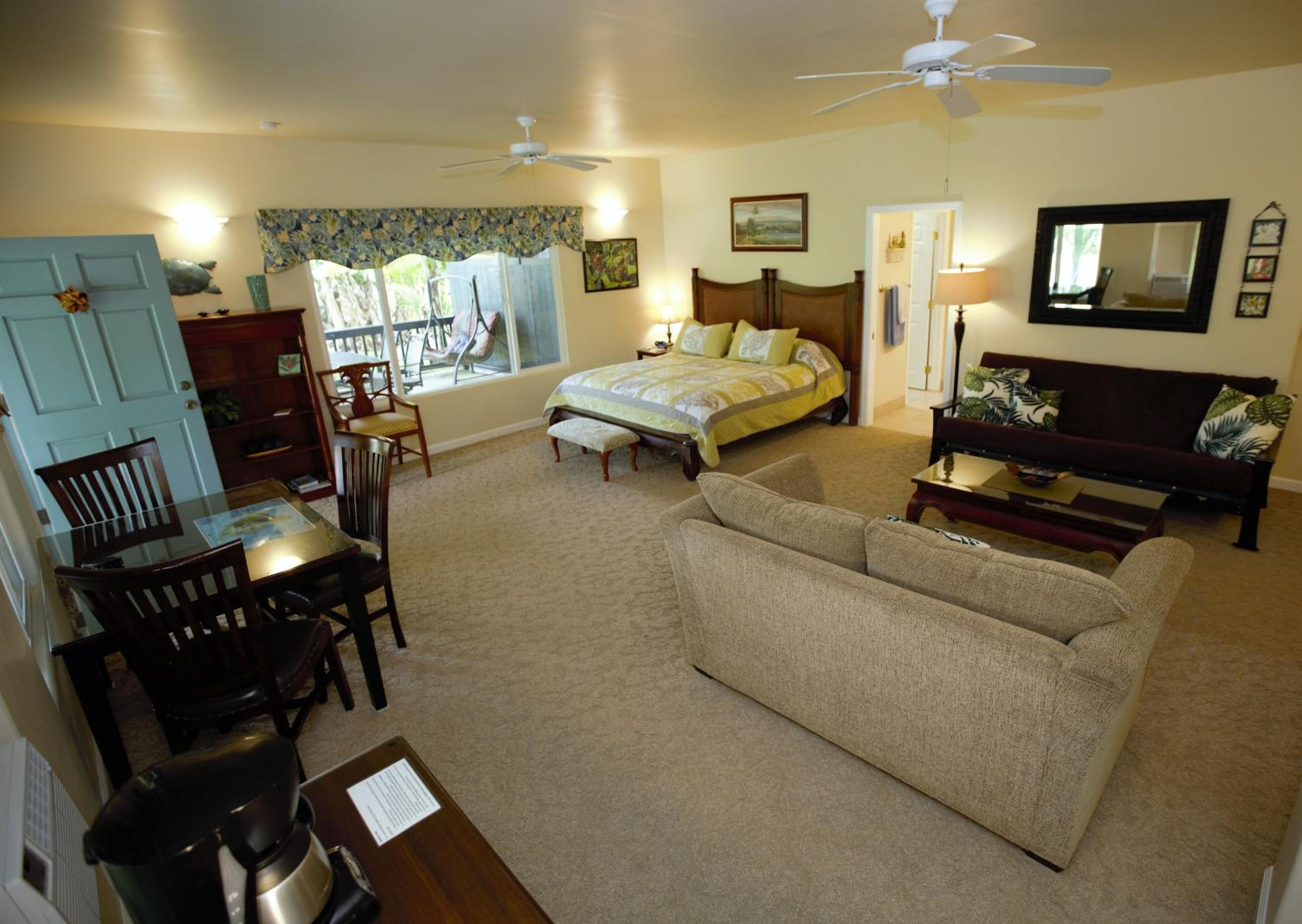 Island Goode's - Luxury Adult Only Accommodation near Hilo