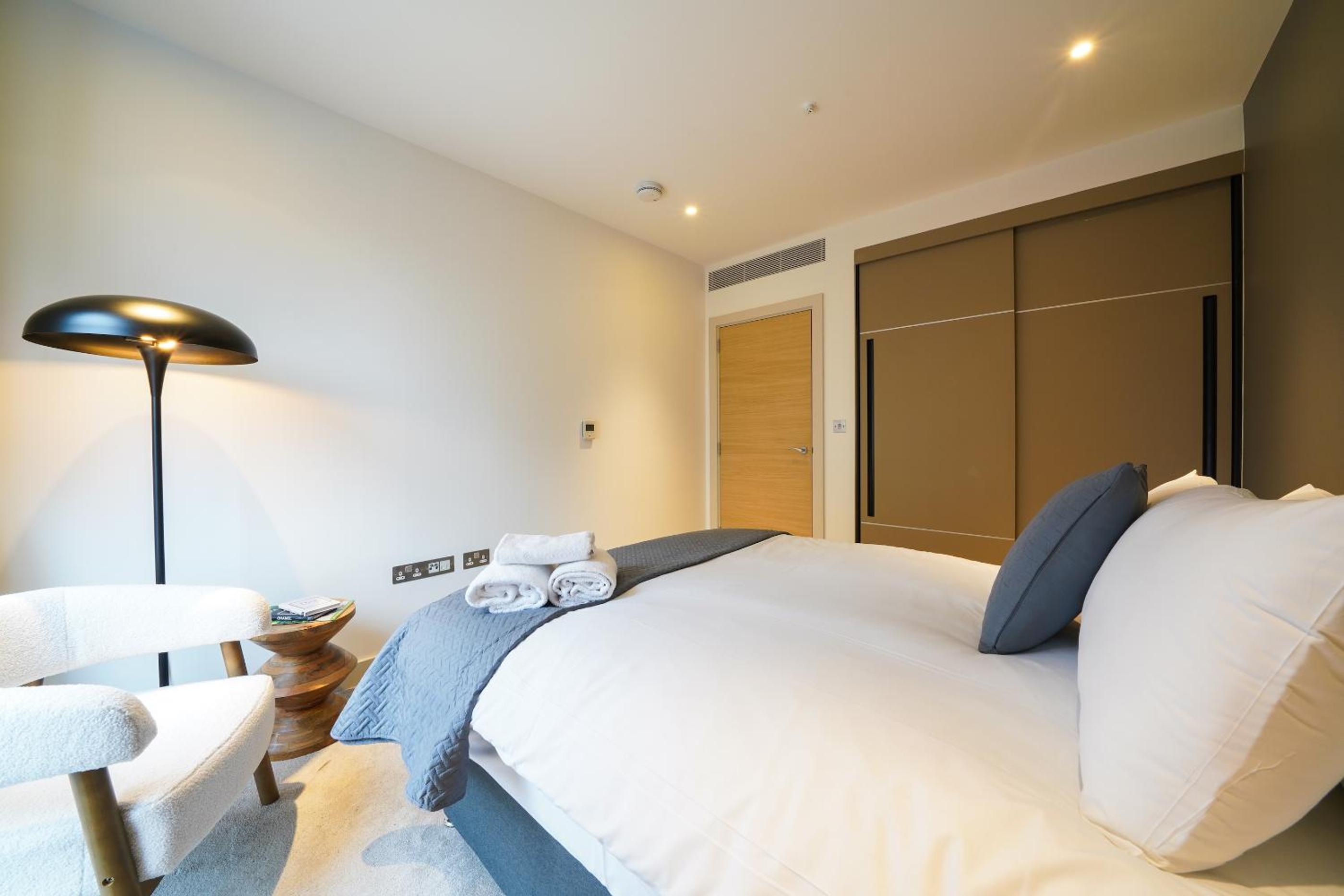 Executive 1 Bed Apartment in Central London near Victoria Station FREE WIFI by City Stay Aparts London