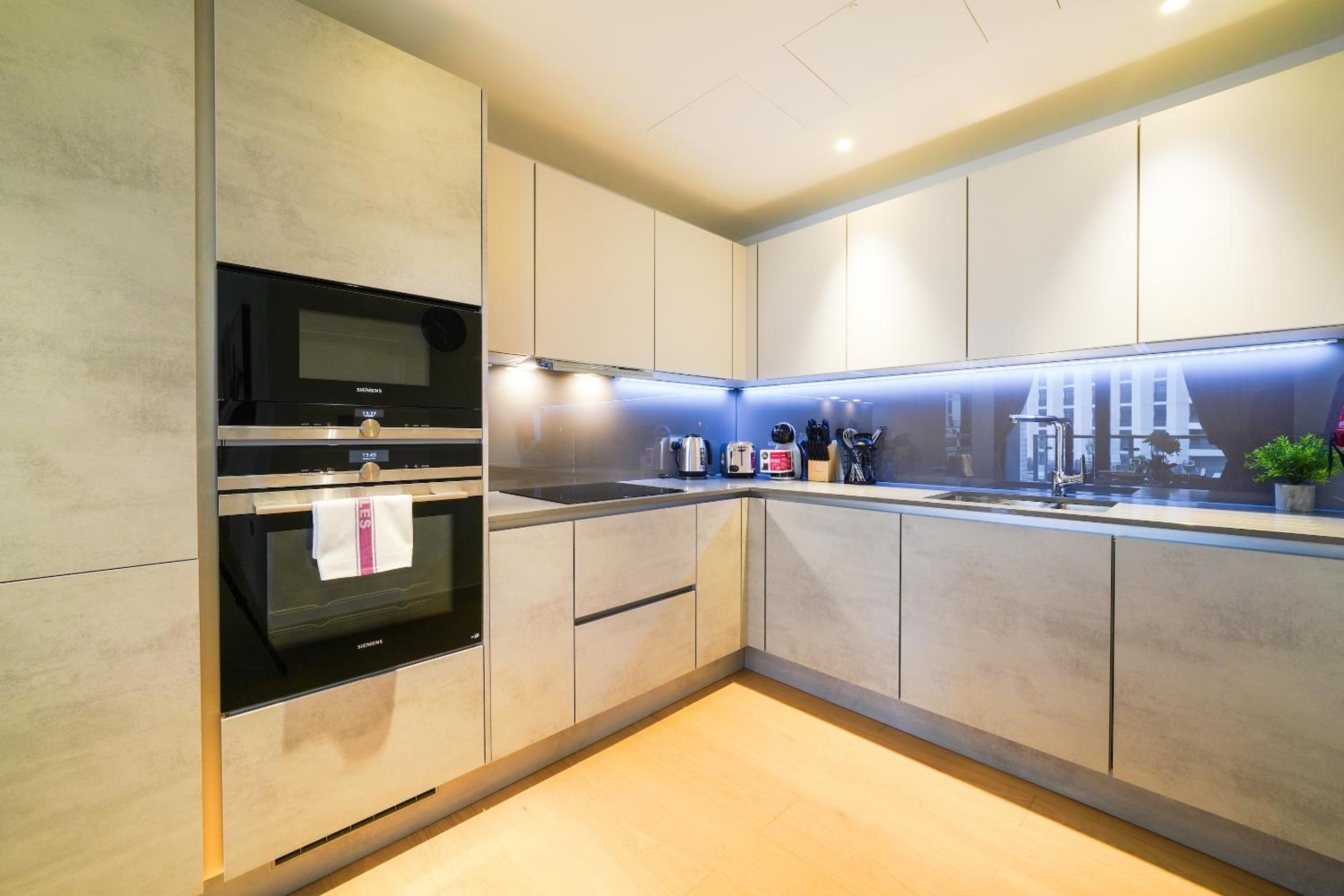 Executive 1 Bed Apartment in Central London near Victoria Station FREE WIFI by City Stay Aparts London