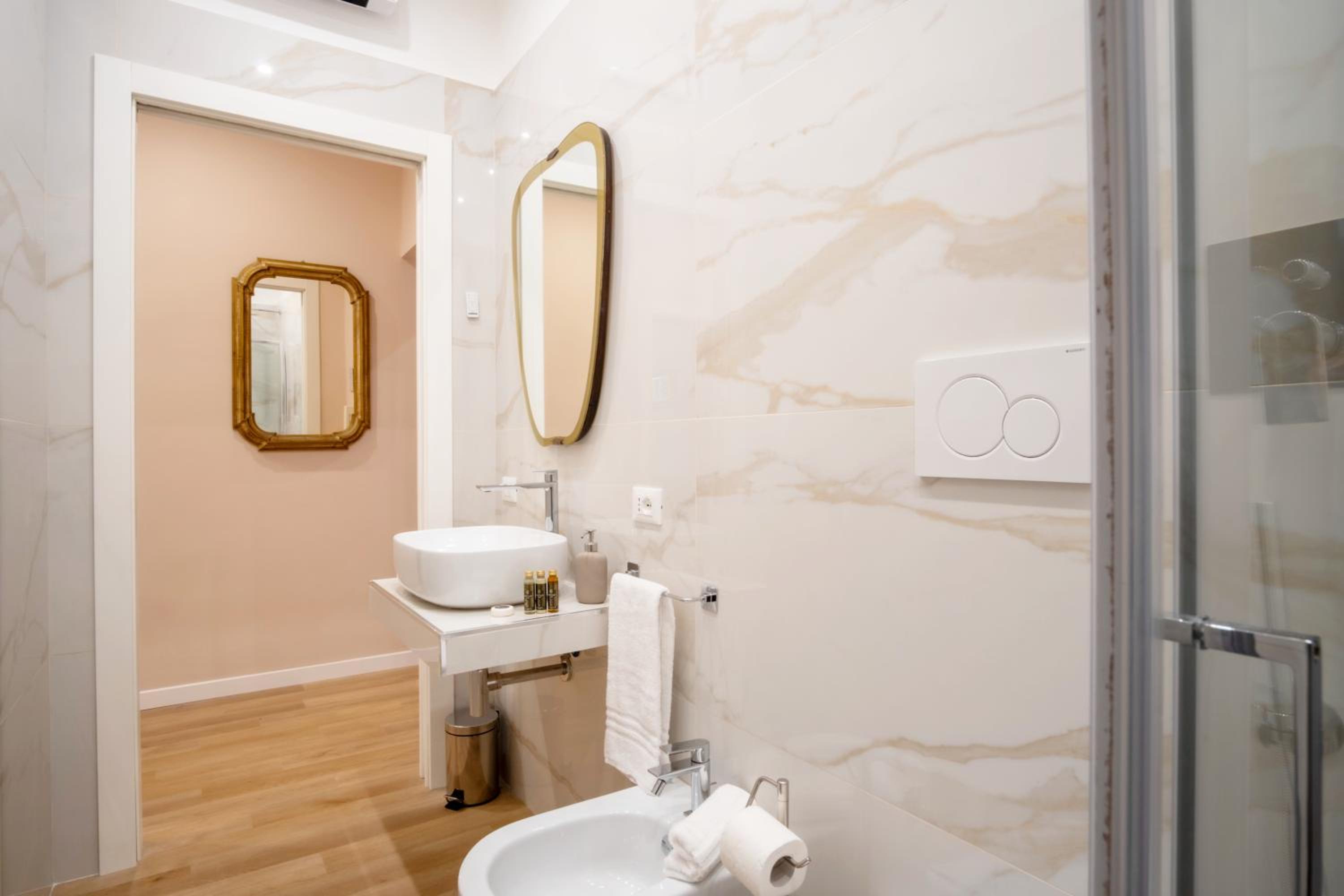 Elegantis La ParioLina Apartment