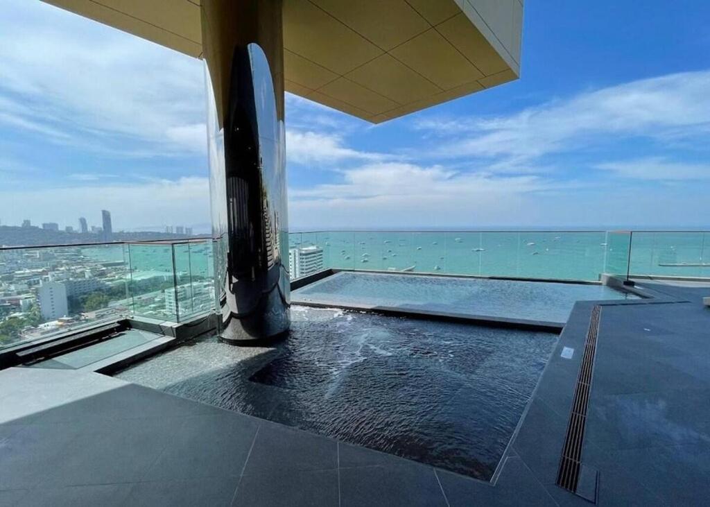 Maxhome at Edge Central Pattaya