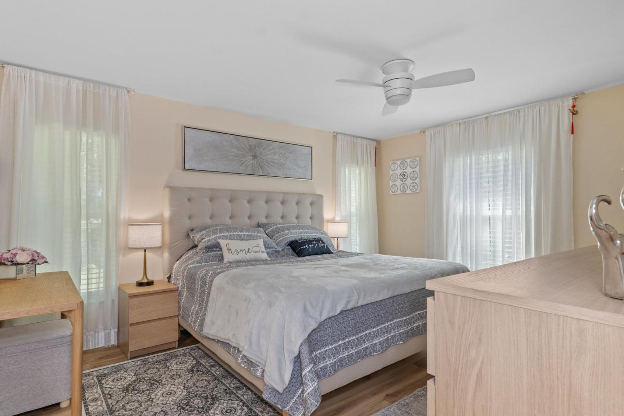 Minutes to boat ramps and beach and private pool!