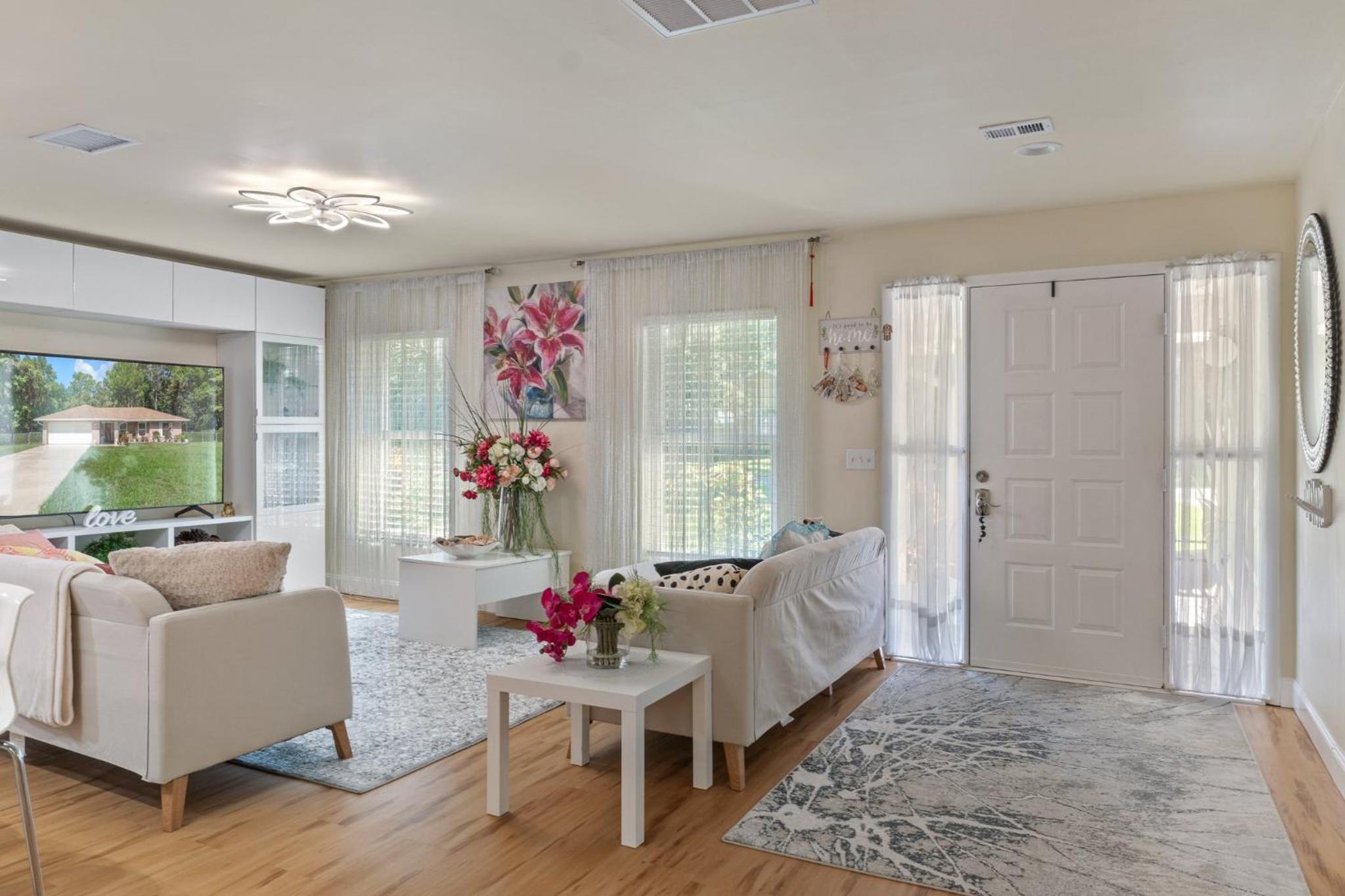 Minutes to boat ramps and beach and private pool!