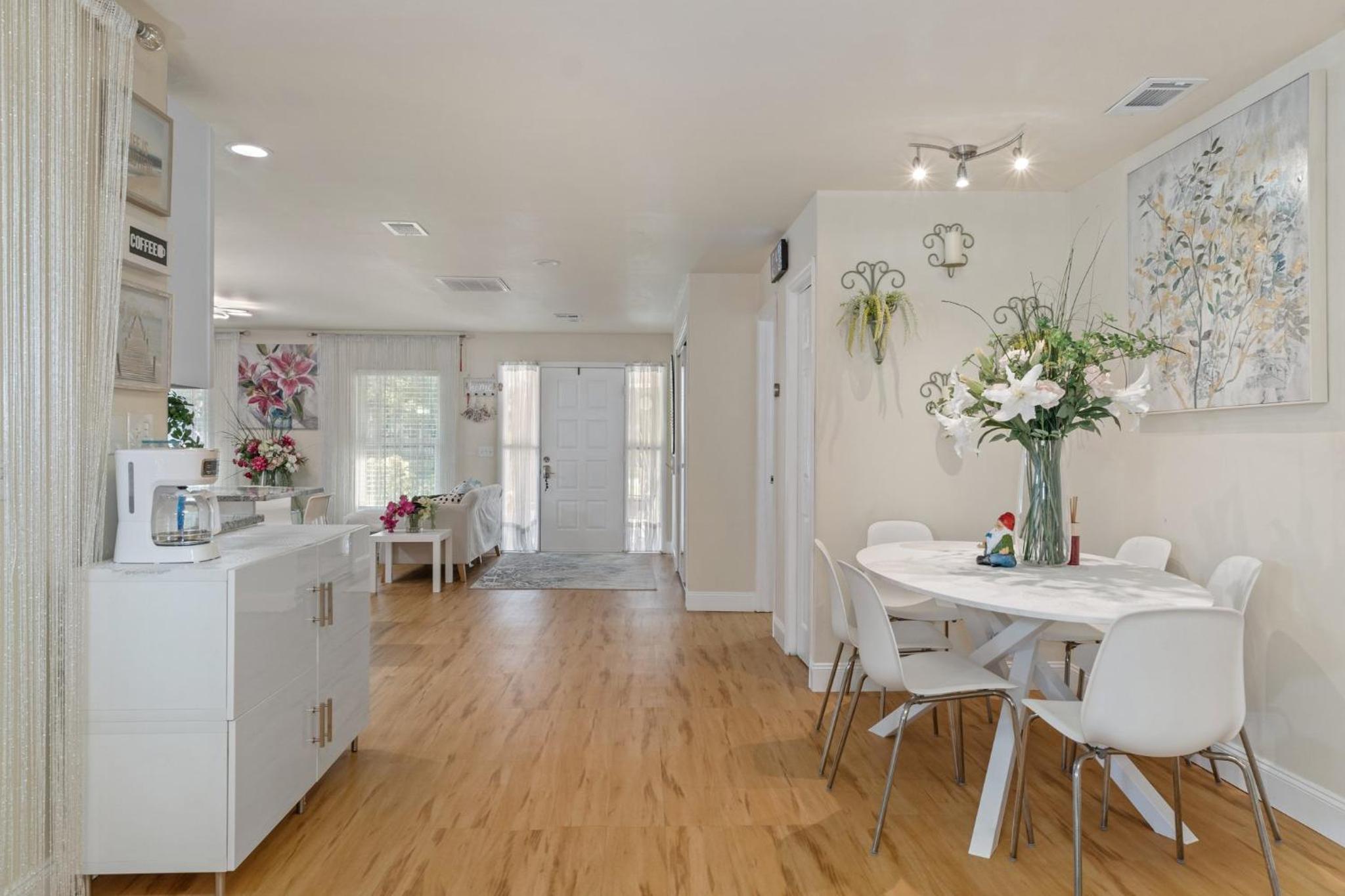 Minutes to boat ramps and beach and private pool!
