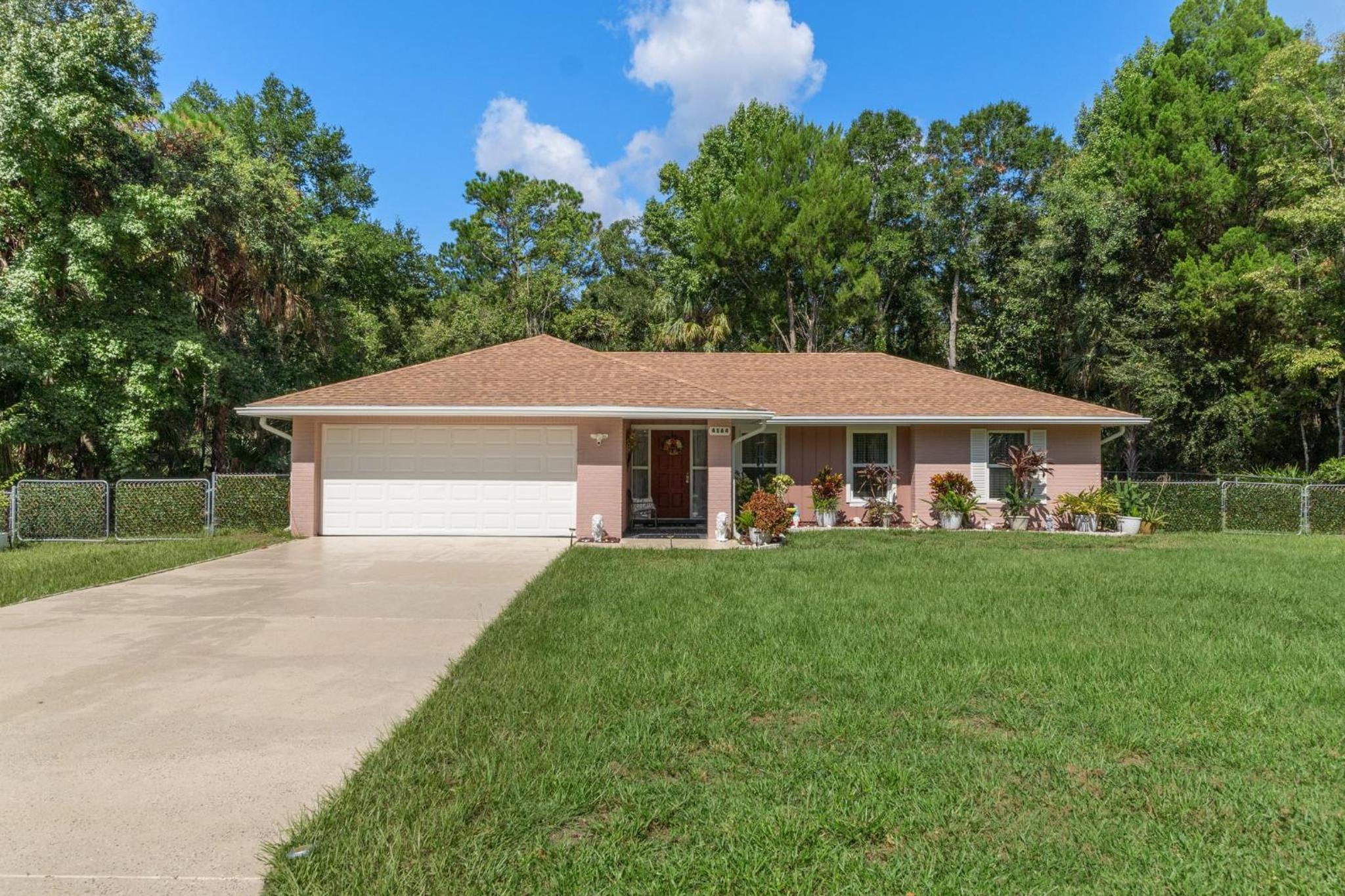Minutes to boat ramps and beach and private pool!