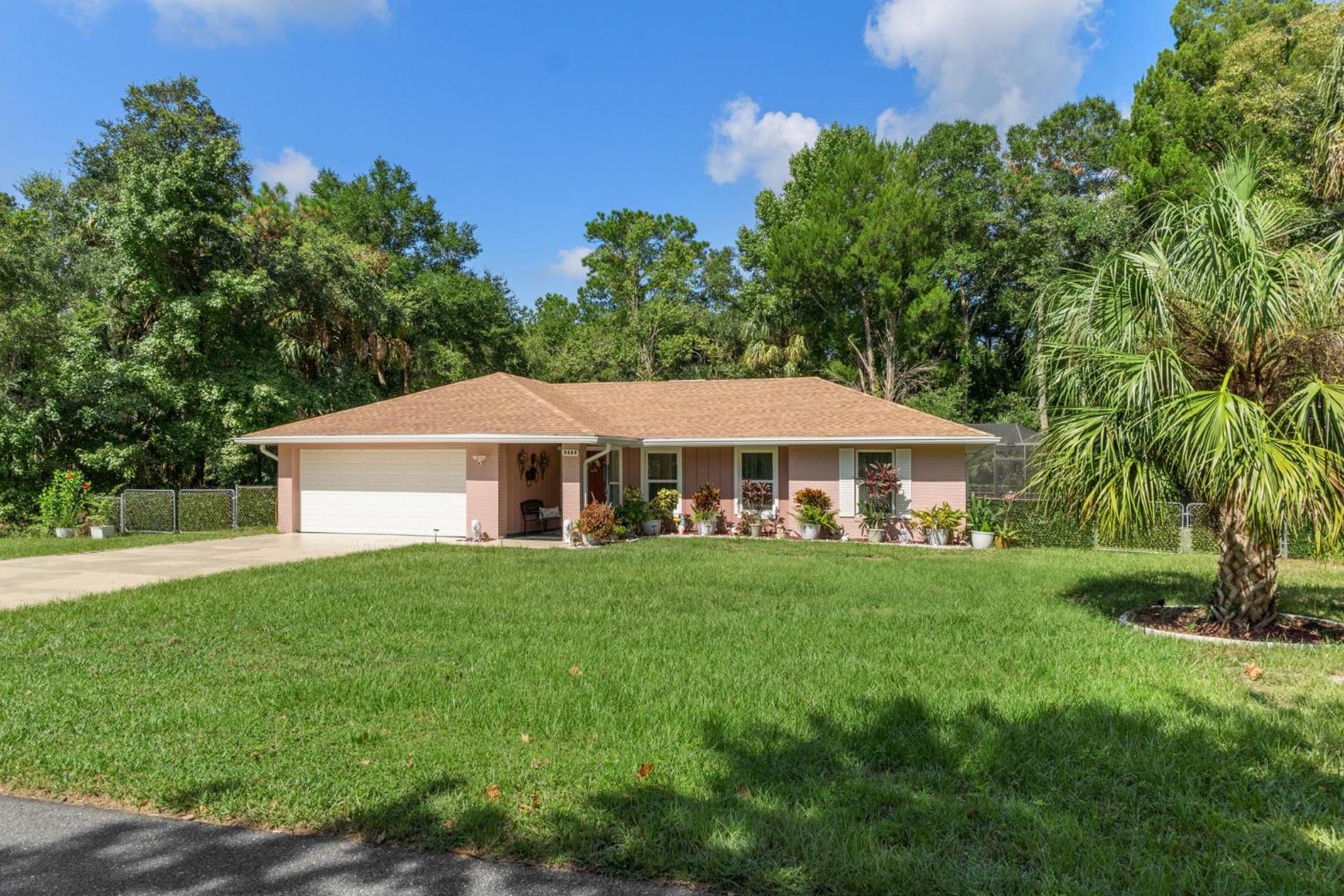 Minutes to boat ramps and beach and private pool!