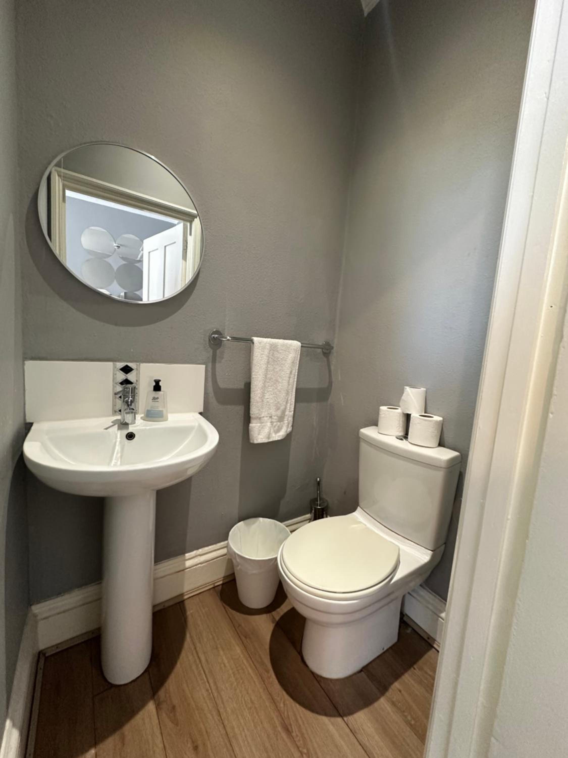 Edgware rooms