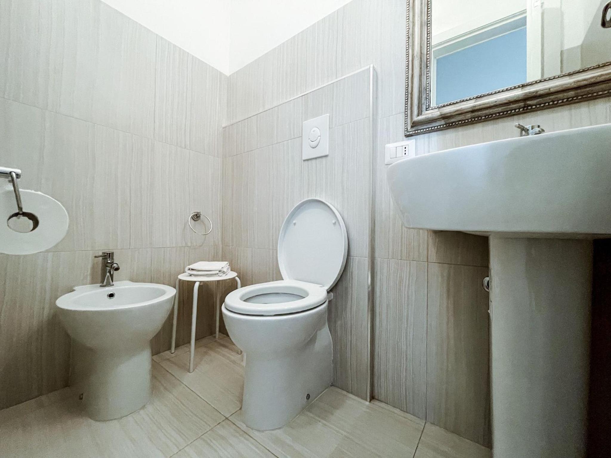 White Pearl - CityCenter - Large & Elegant Flat