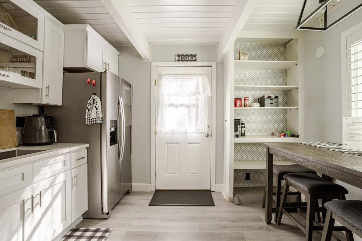 Comfy Modern Big Bear Cabin