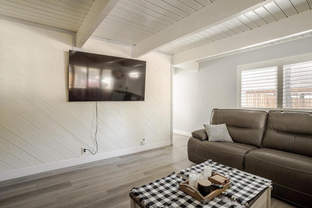 Comfy Modern Big Bear Cabin