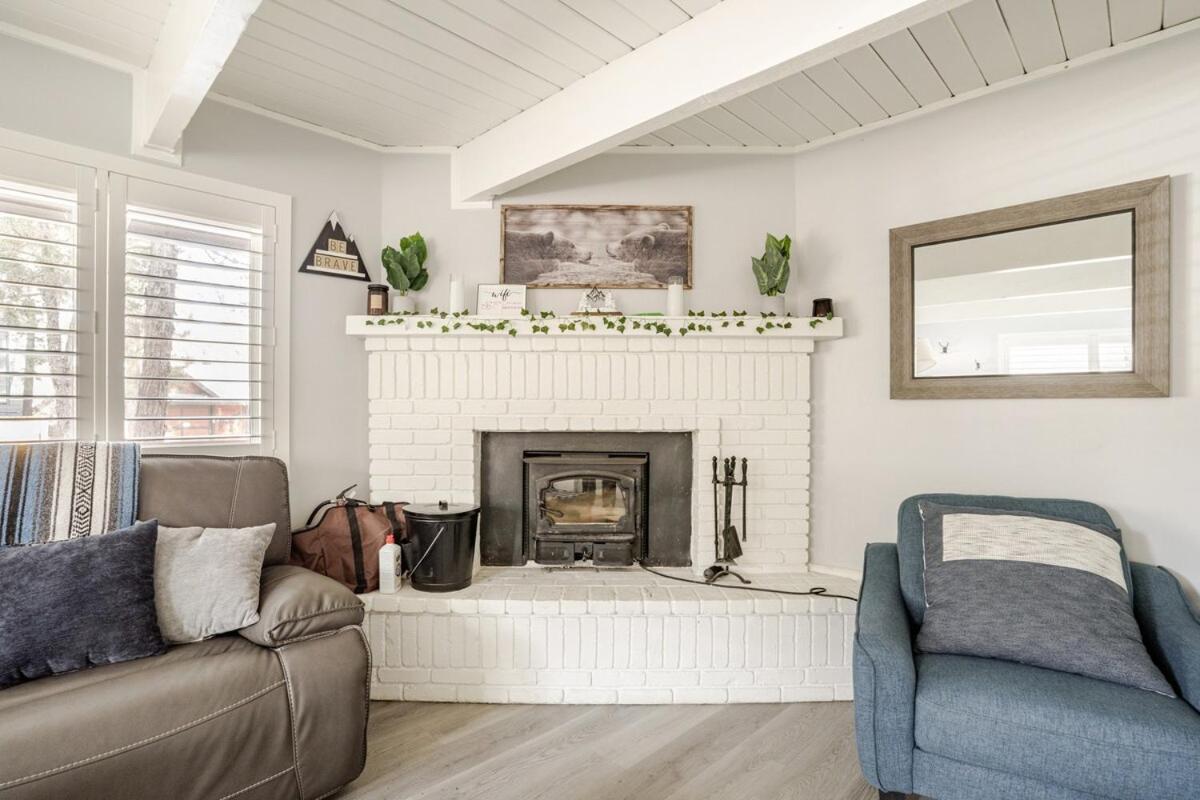 Comfy Modern Big Bear Cabin