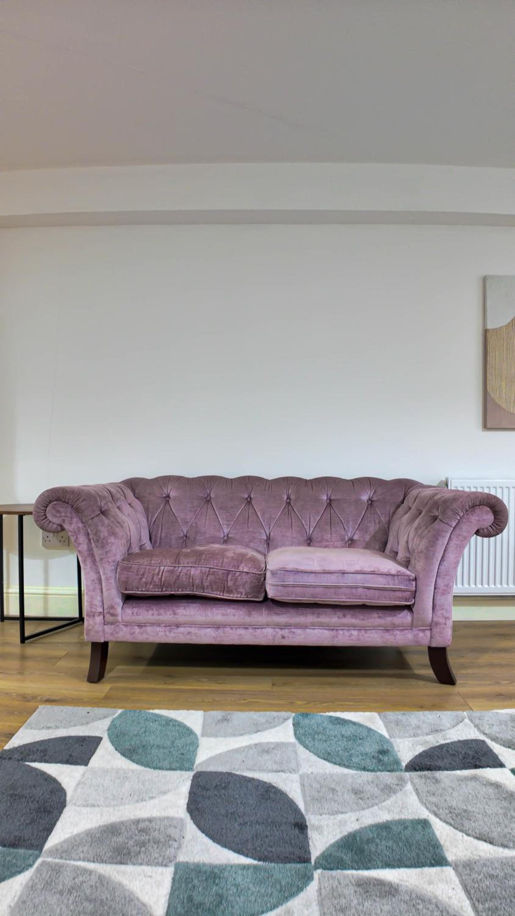 Spacious 2 Bed Apart with Patio in Camden WR201