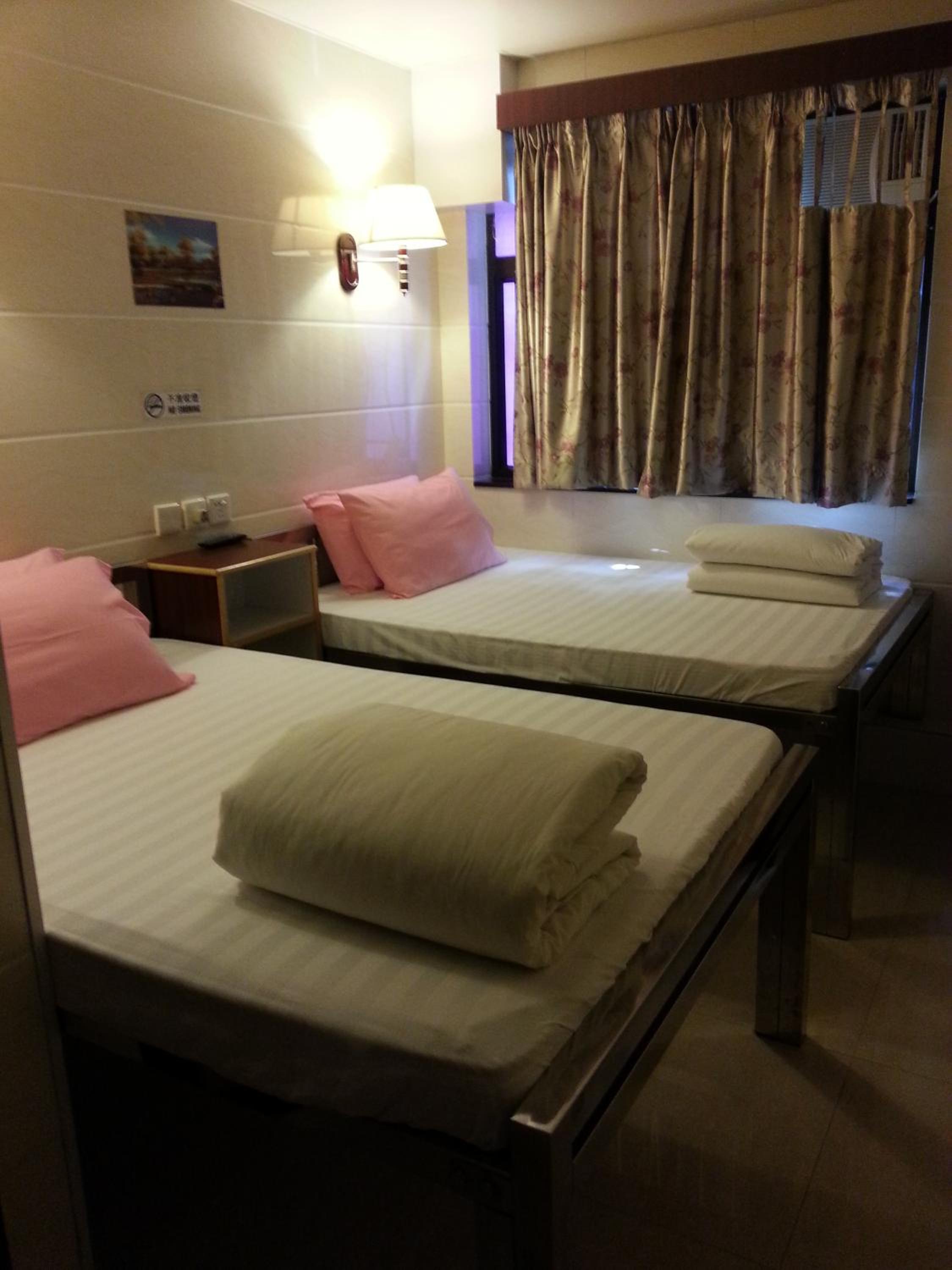Maple Leaf Guest House