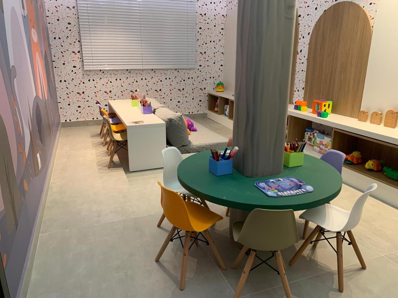 Quarto e Sala na Ponta Verde e Pajuçara