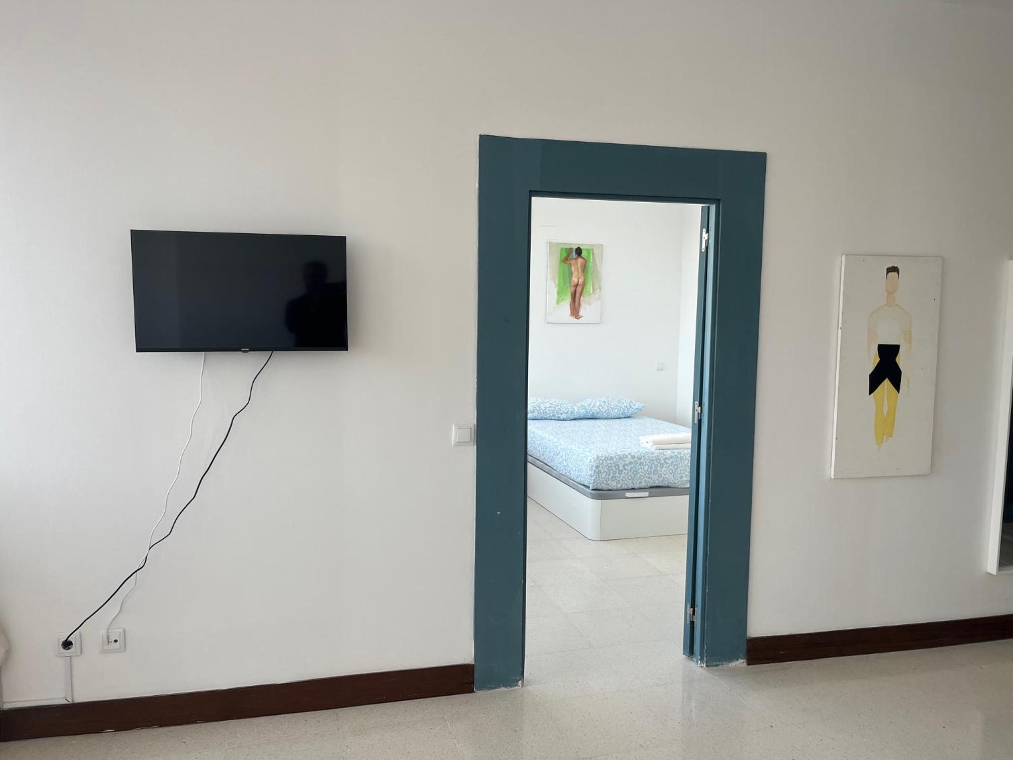 LUMINOSOS APARTAMENTOS POZUELO a 8 MINUTOS DE PALACIO REAL
