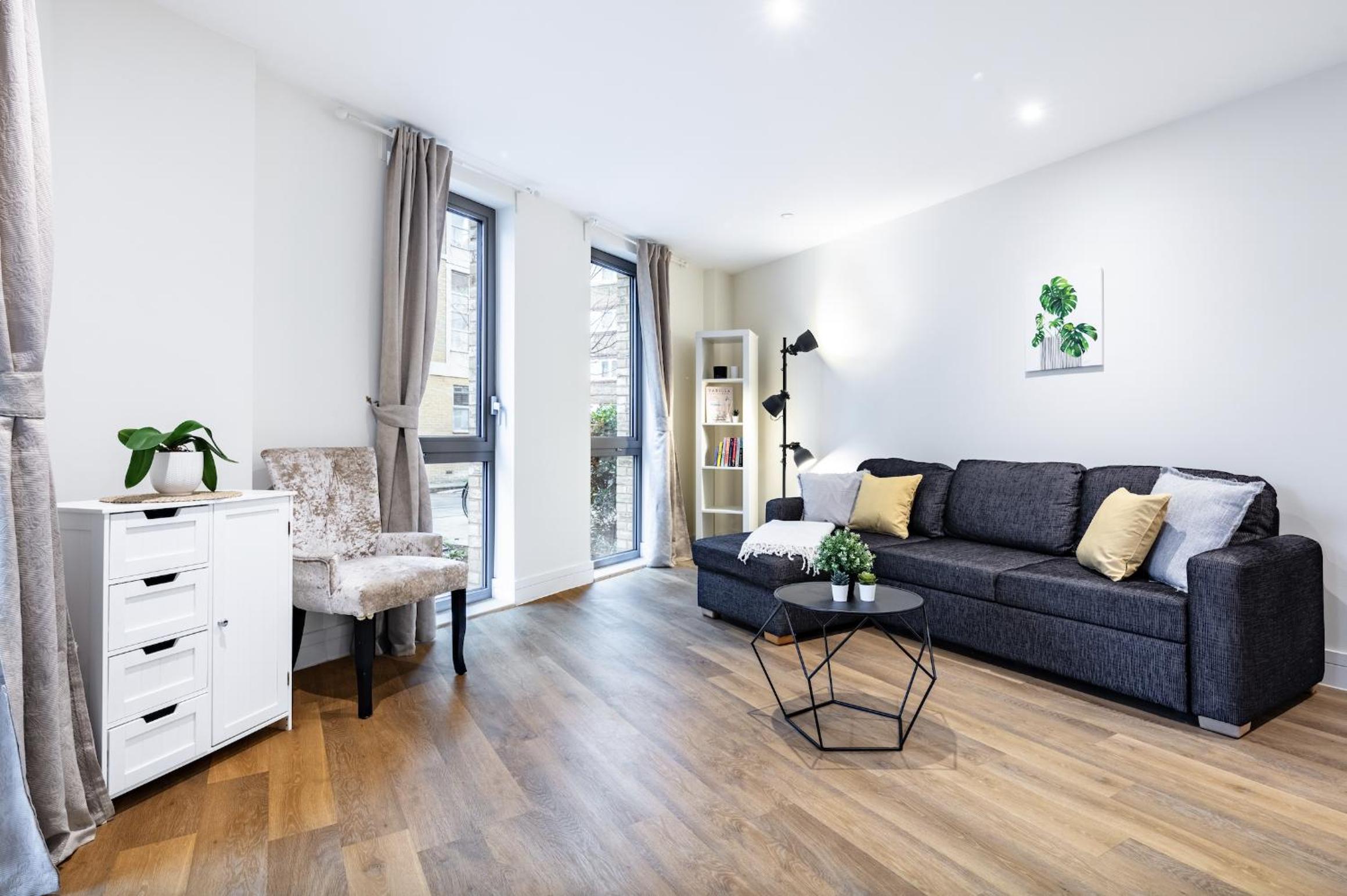 Modern new-built 1 Bedroom Apt in heart of LDN