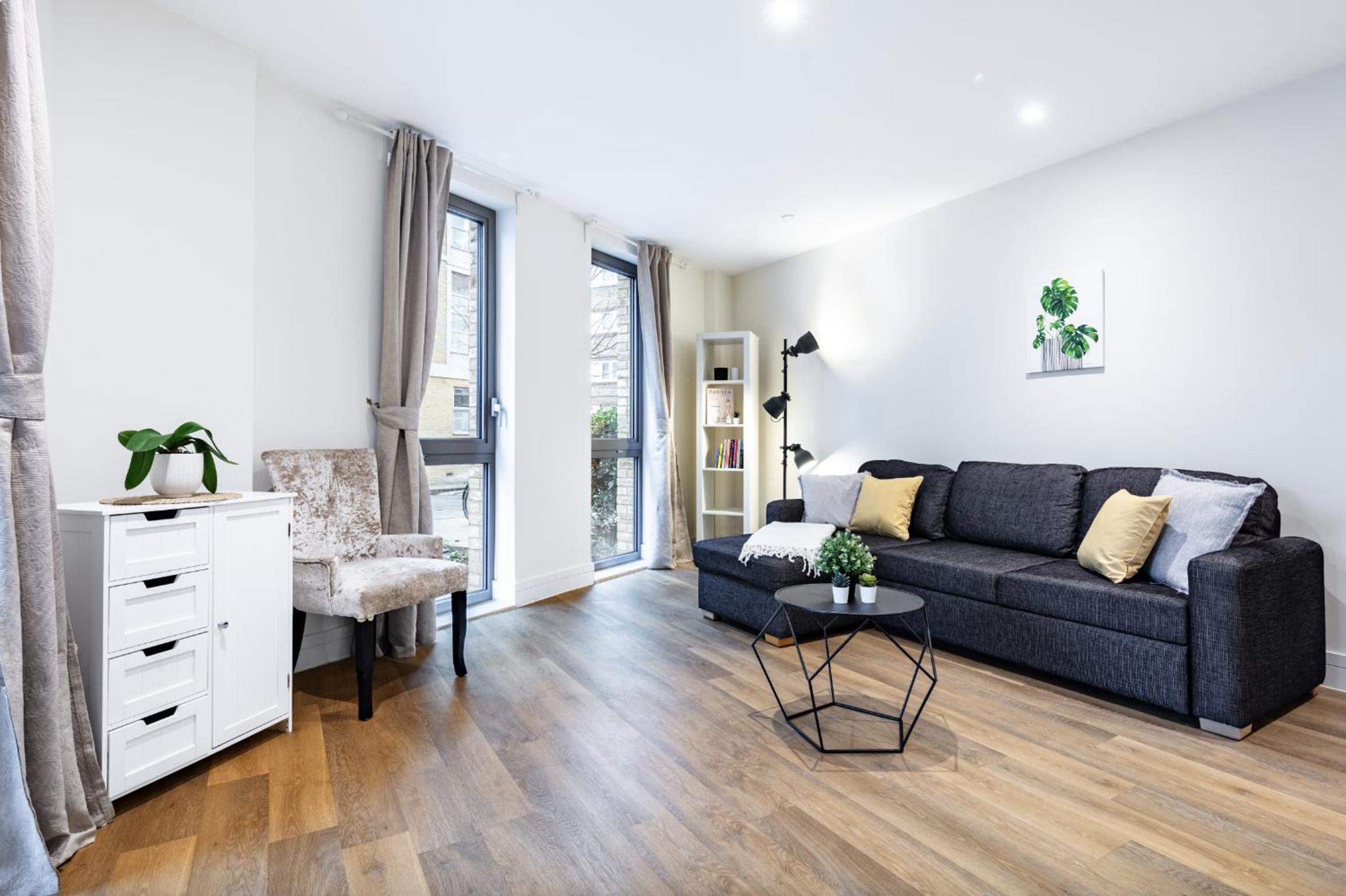 Modern new-built 1 Bedroom Apt in heart of LDN