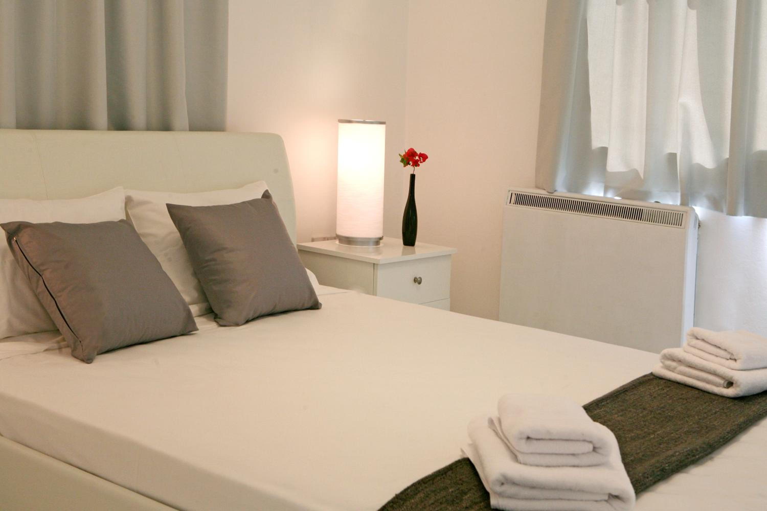 Corina Suites & Apartments — photo 36