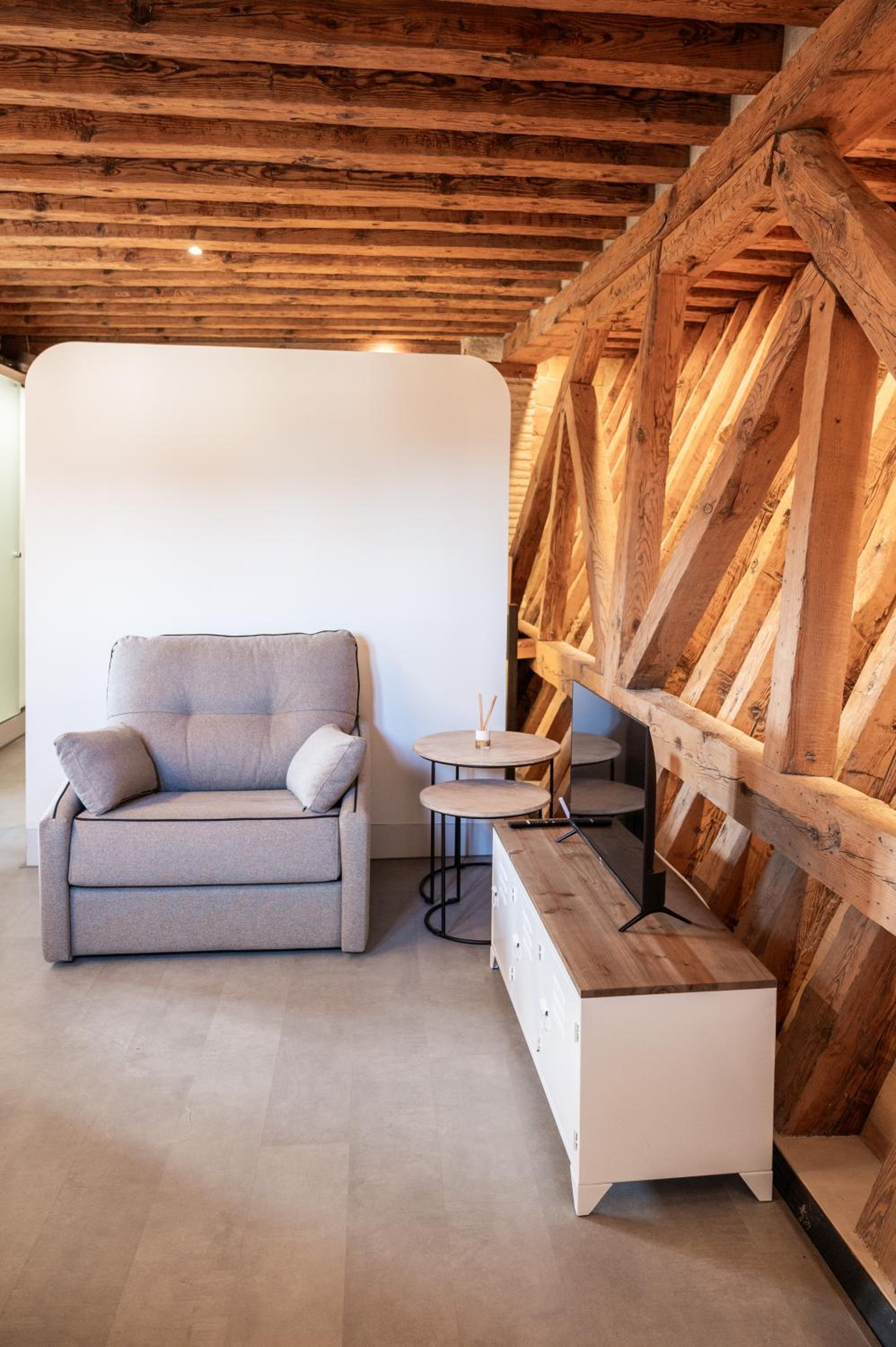 Apartamentos Santa Fe - Calle Armas by Toledo AP