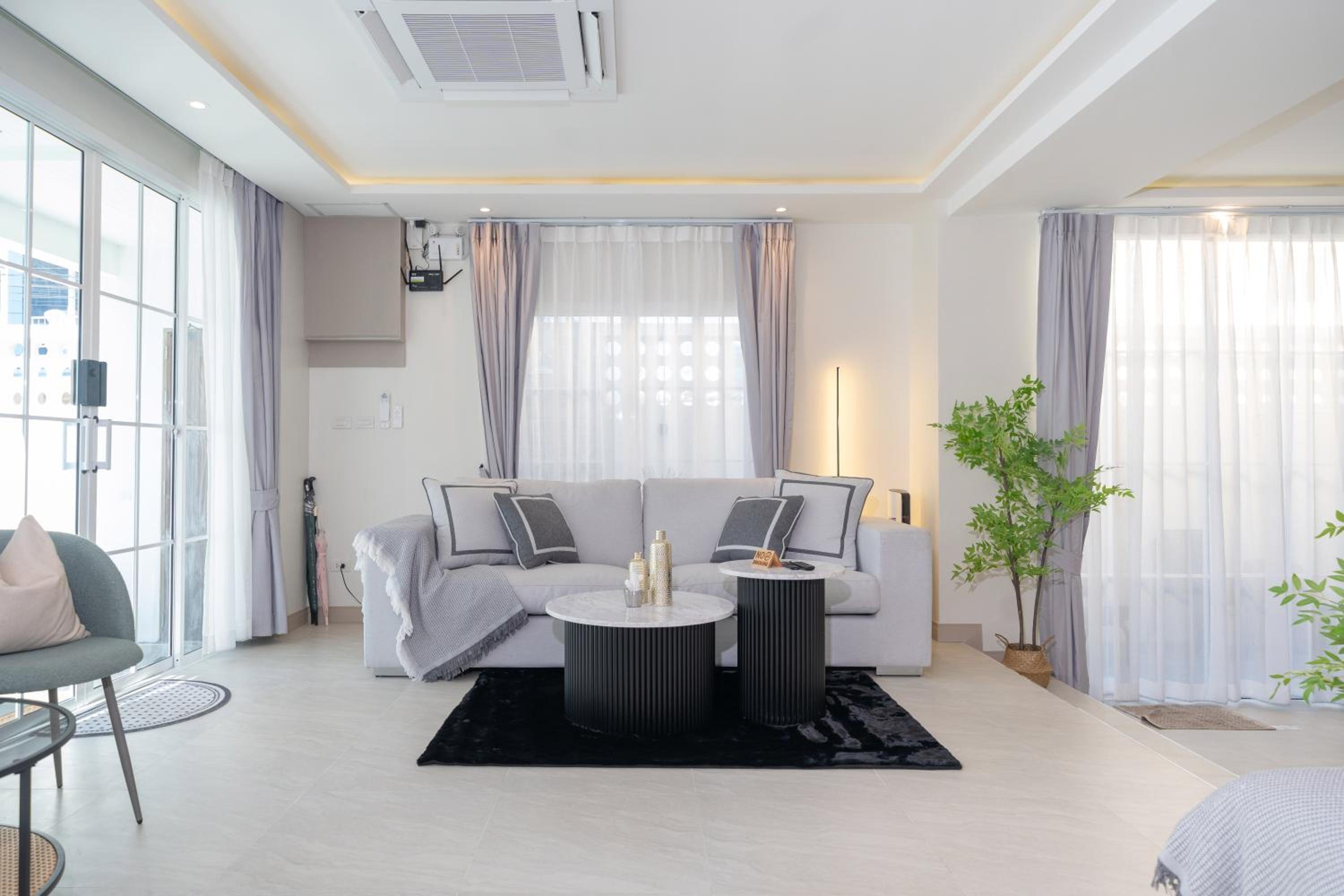 Patong private pool Villa 5BR 4Bath By MP property