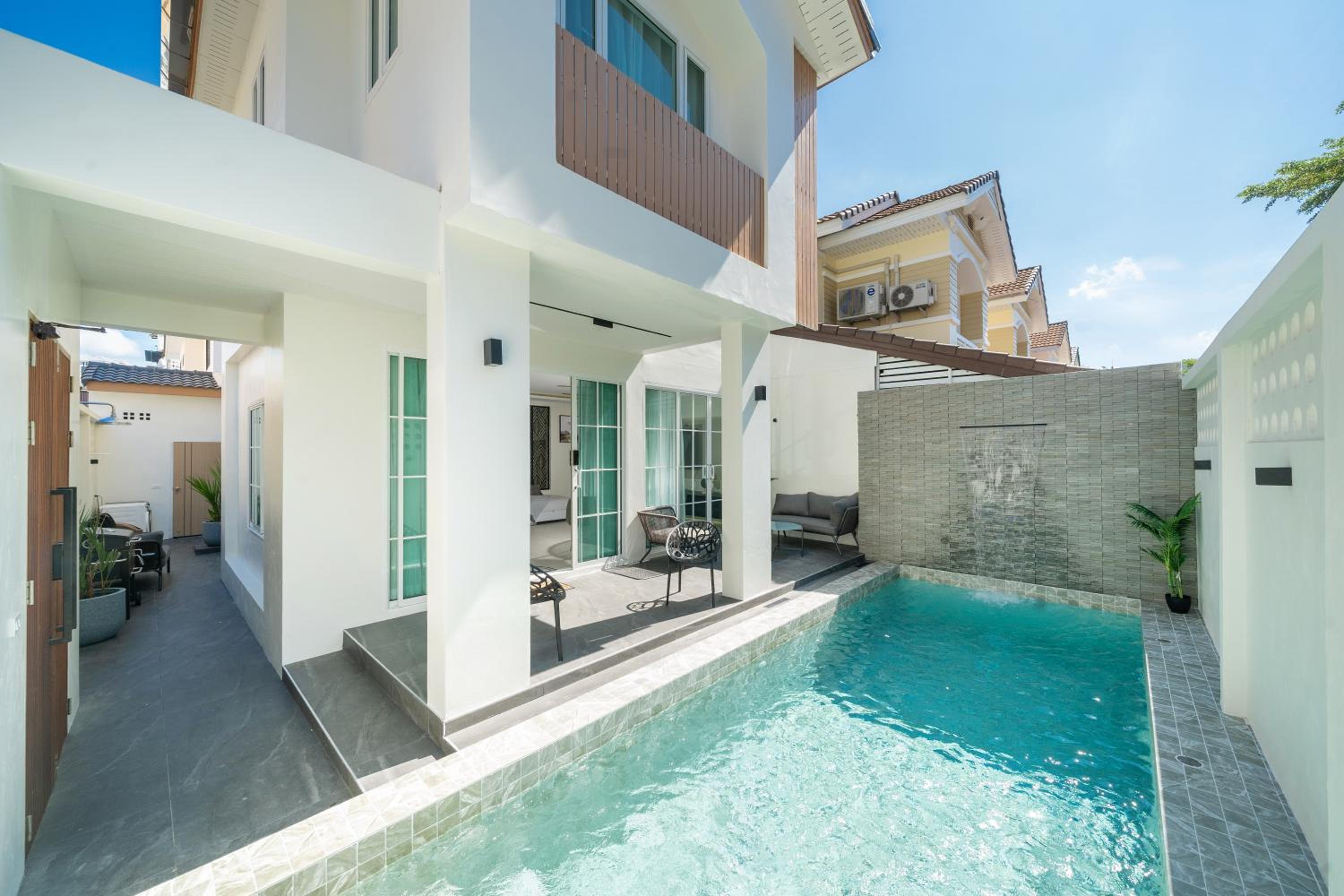 Patong private pool Villa 5BR 4Bath By MP property