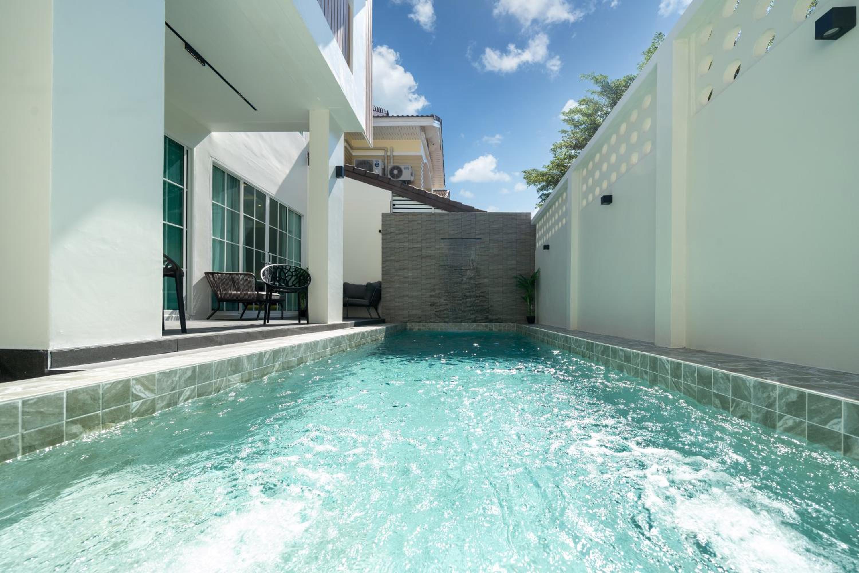 Patong private pool Villa 5BR 4Bath By MP property