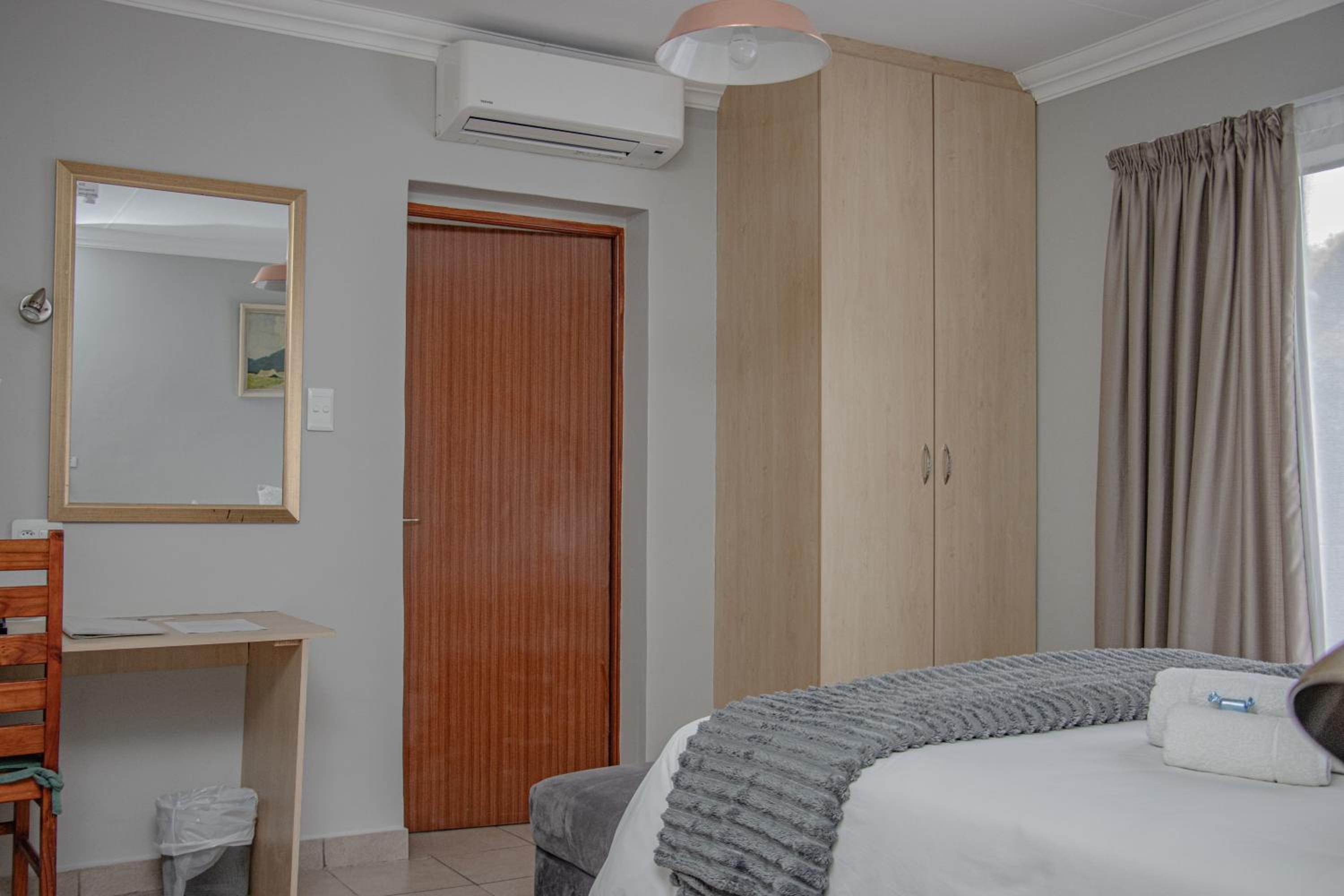 Woodpecker's Inn Guest House