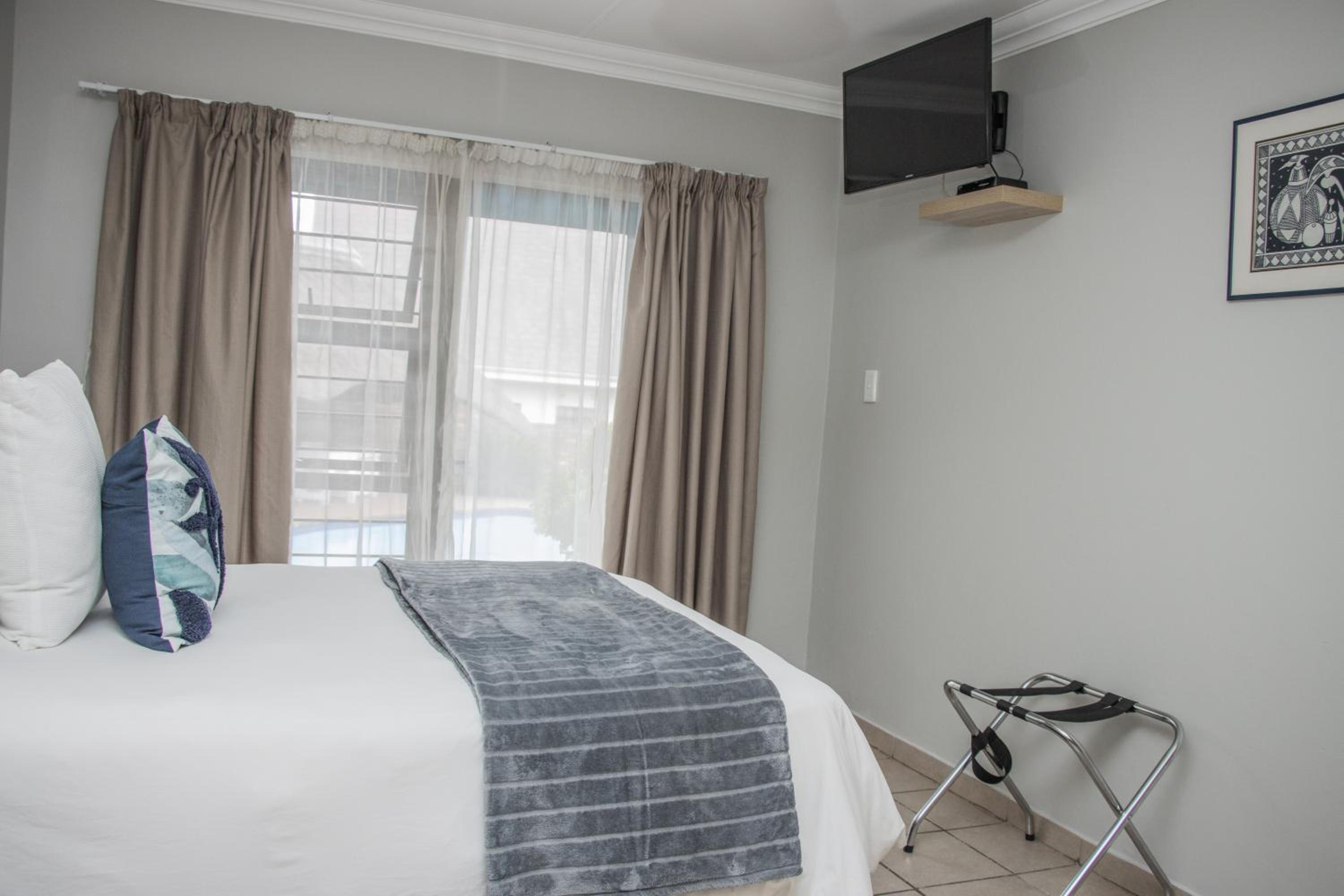 Woodpecker's Inn Guest House