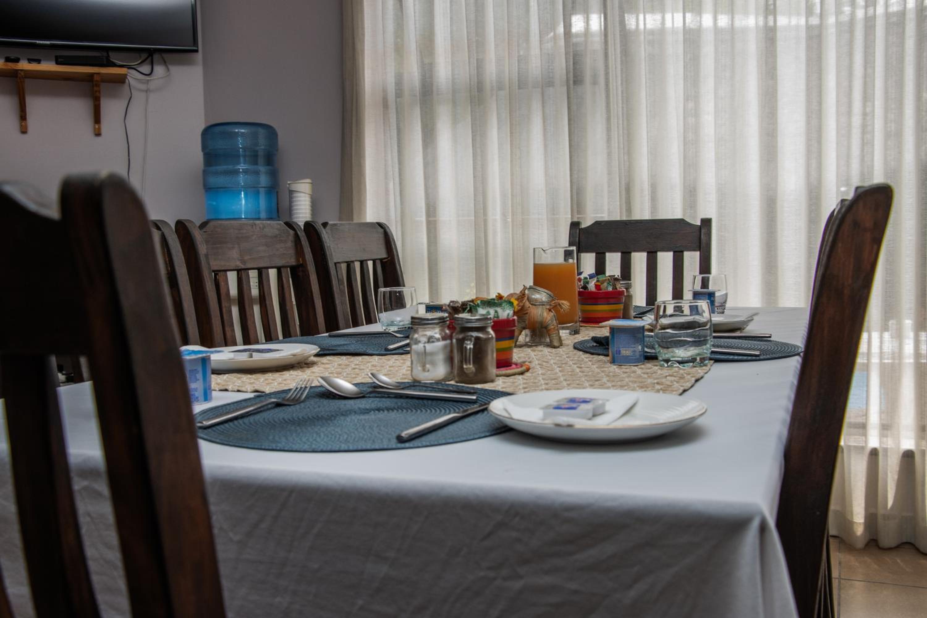 Woodpecker's Inn Guest House