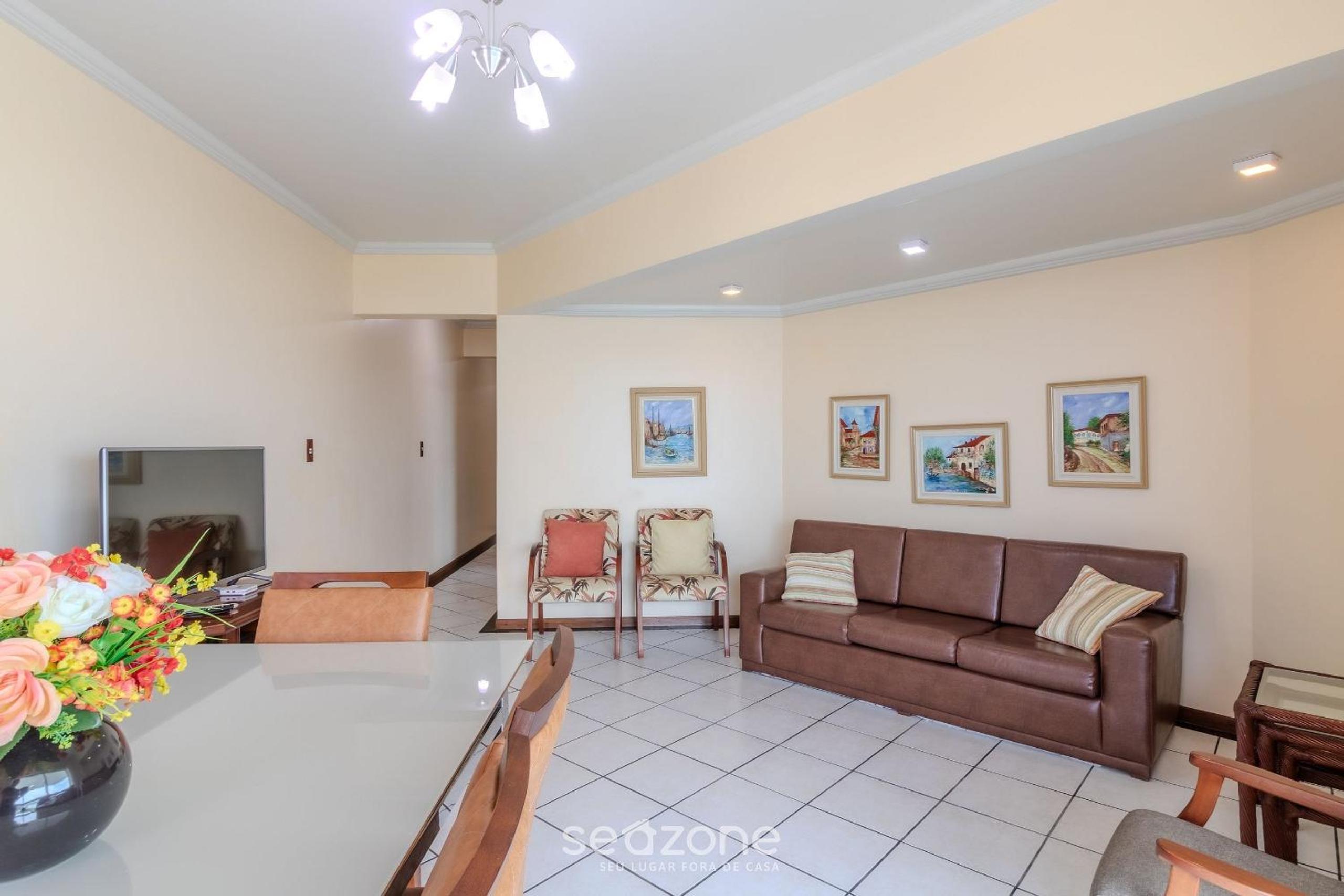 3BR seafront apt w/ BBQ in Itapema CON0101