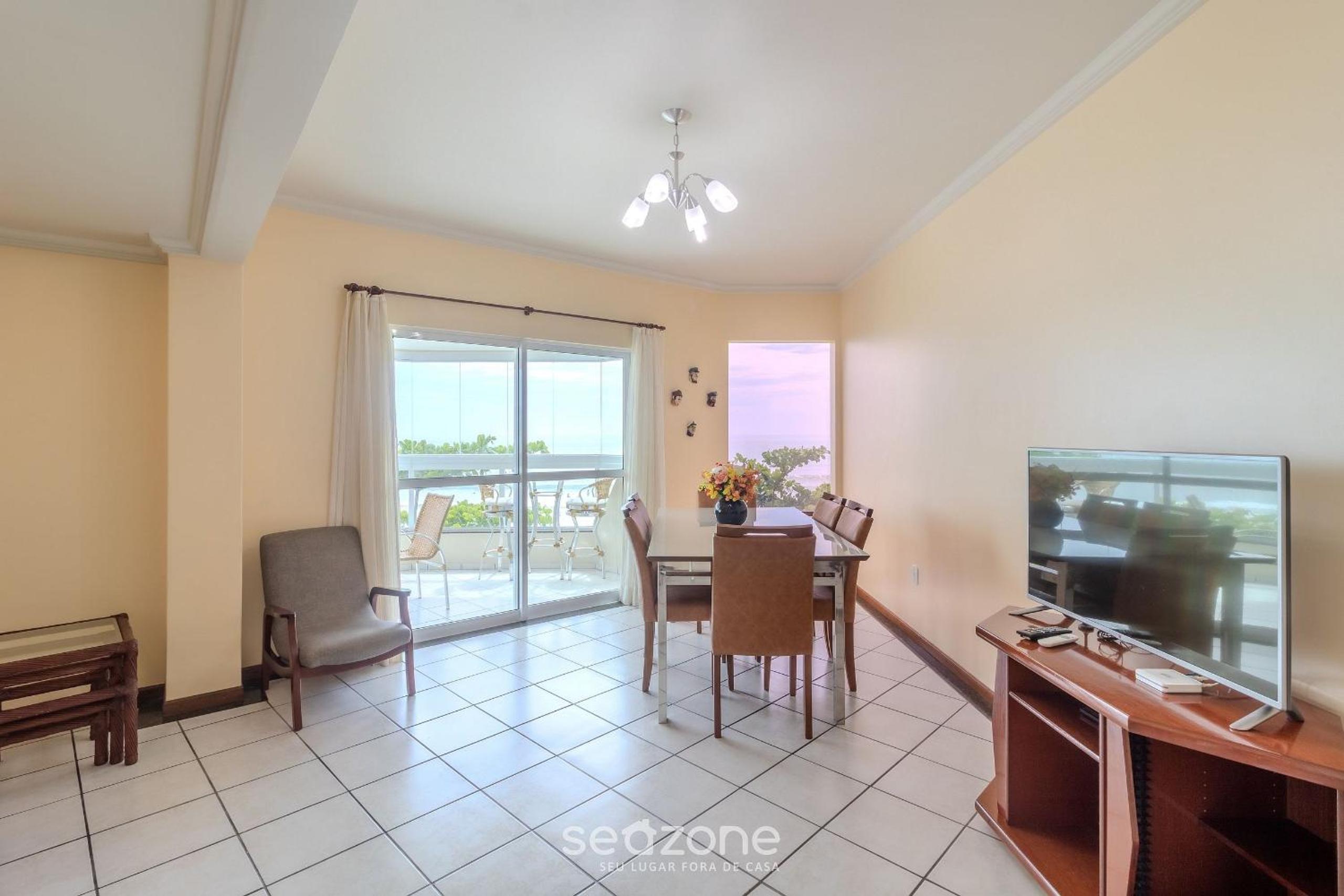 3BR seafront apt w/ BBQ in Itapema CON0101