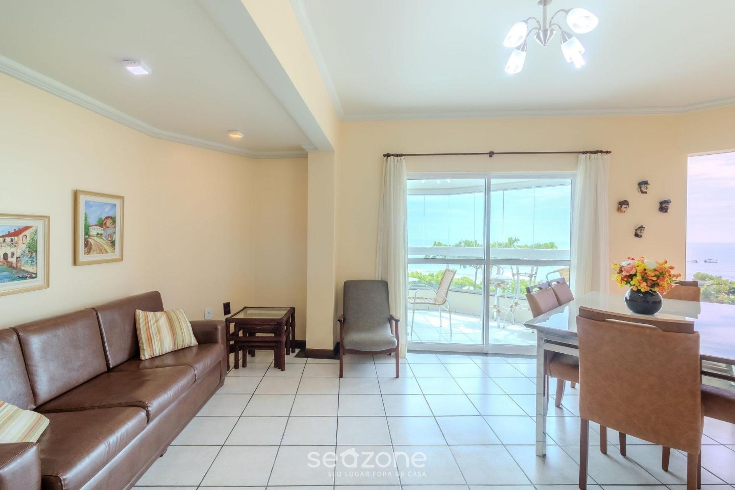 3BR seafront apt w/ BBQ in Itapema CON0101