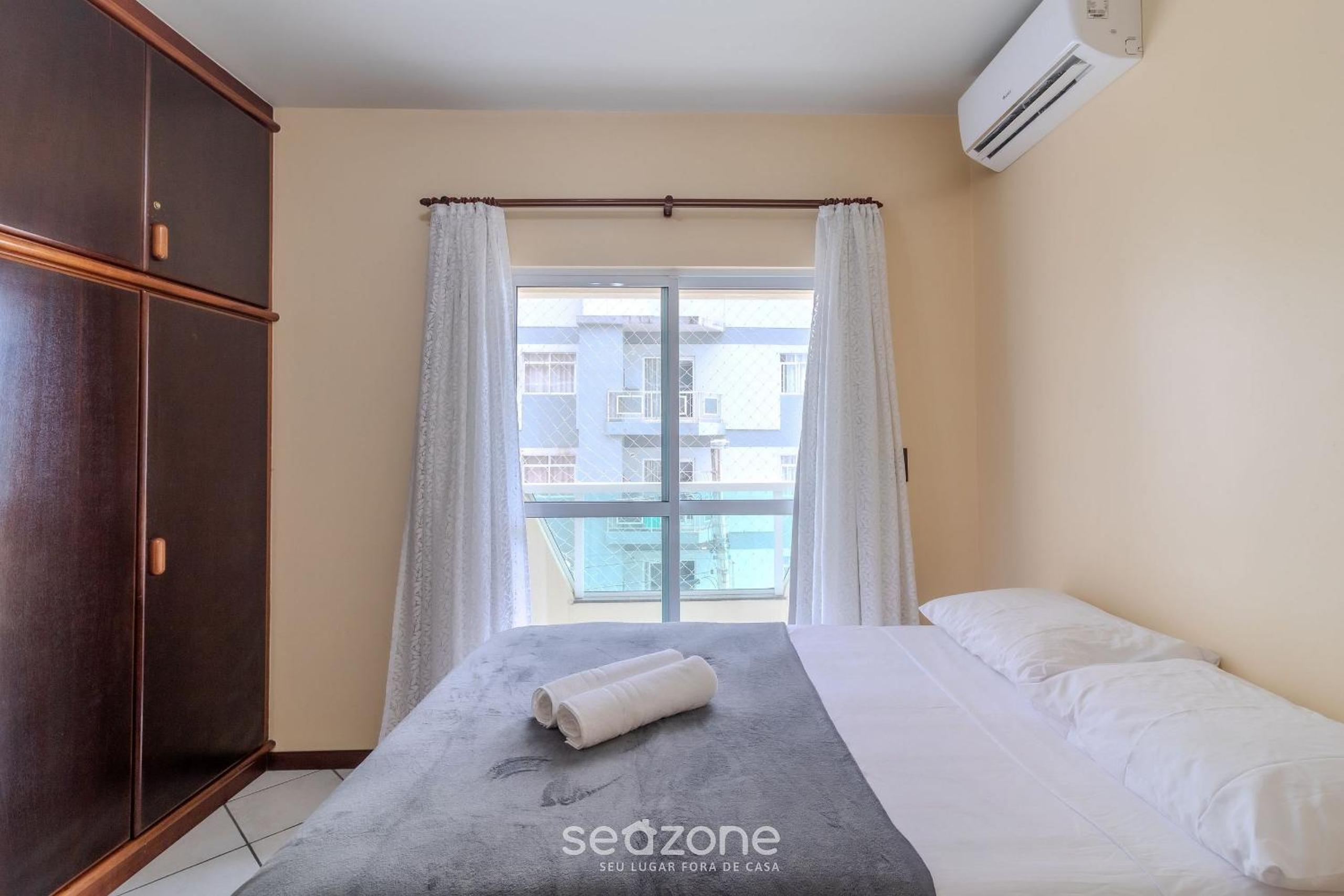 3BR seafront apt w/ BBQ in Itapema CON0101