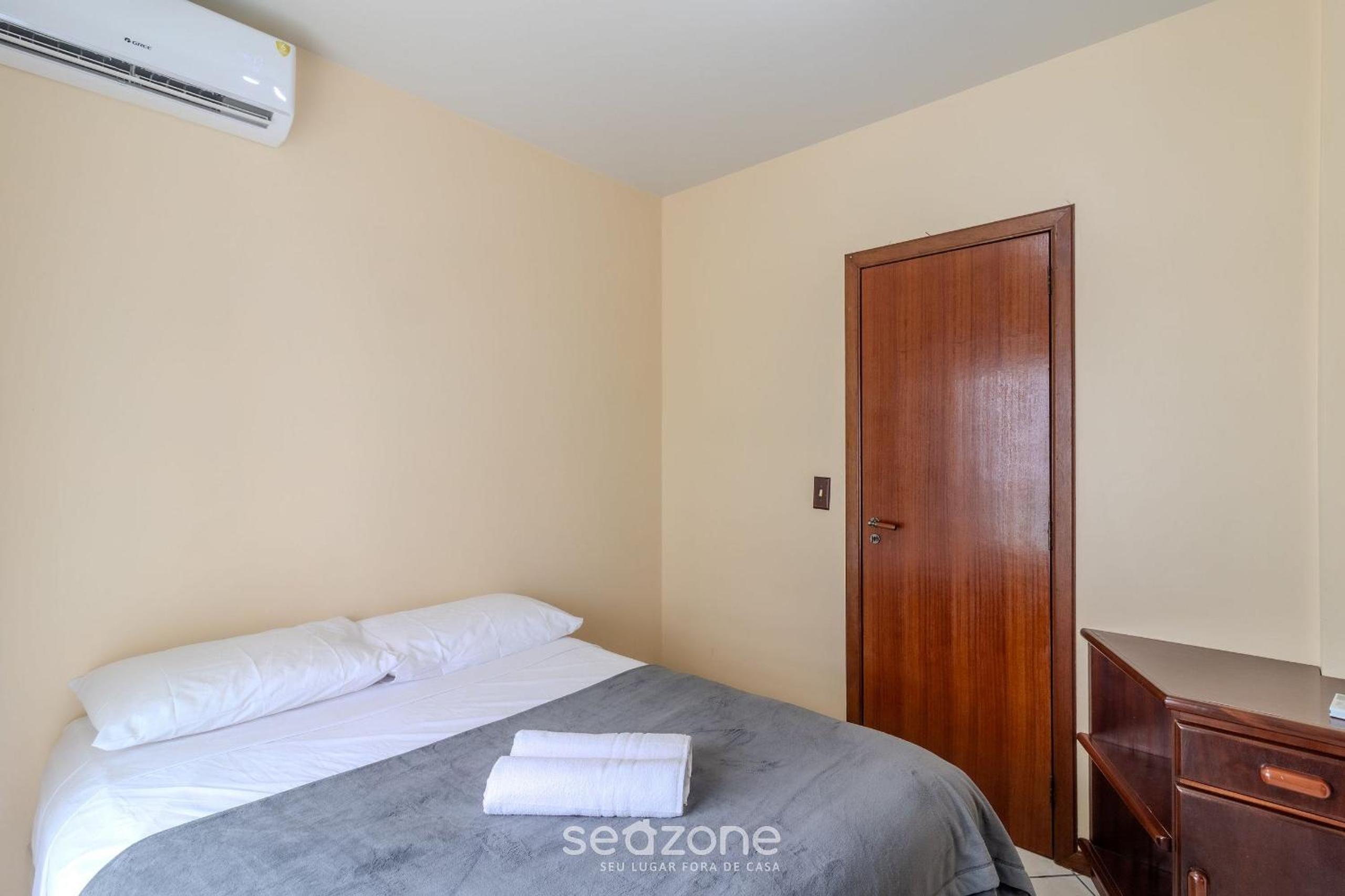 3BR seafront apt w/ BBQ in Itapema CON0101