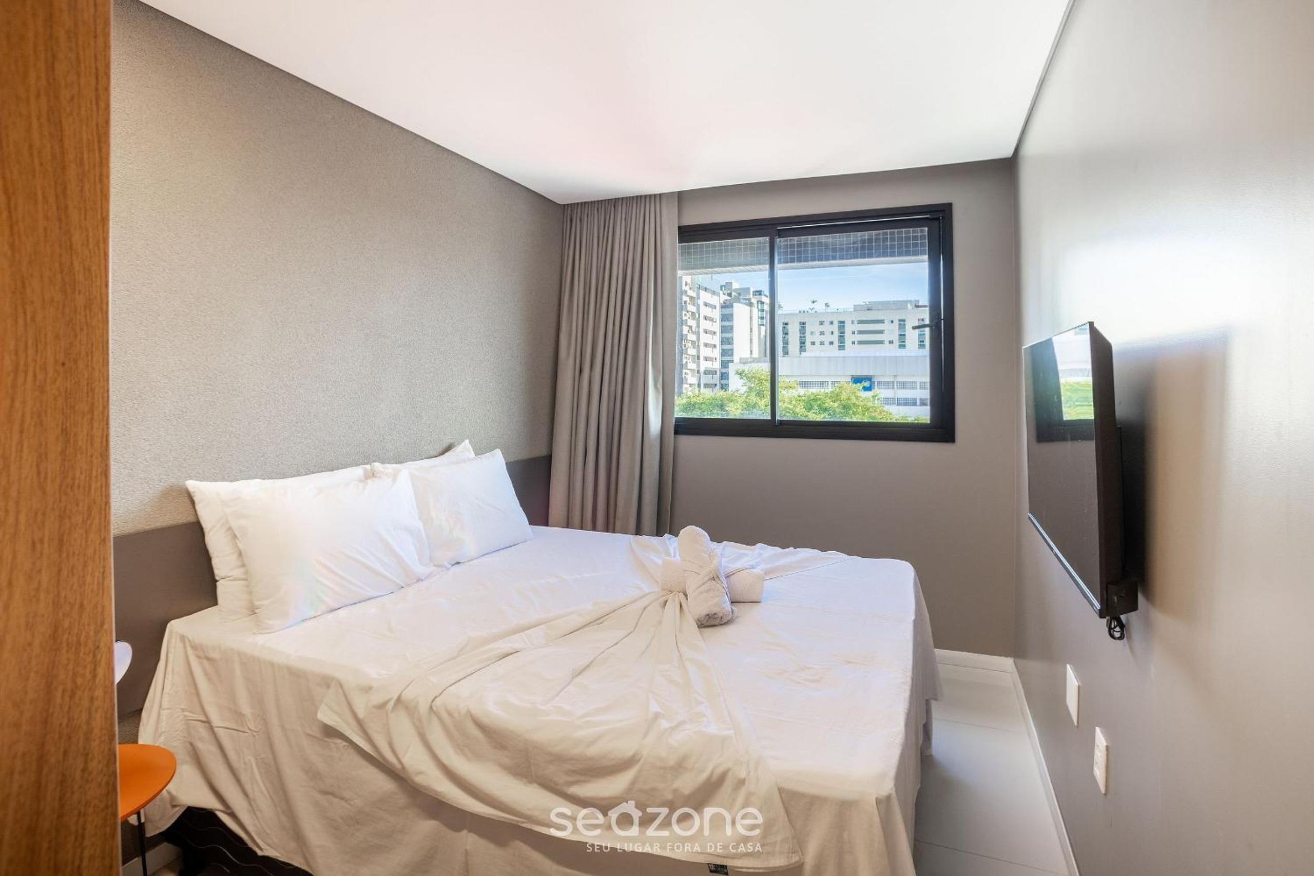 Apt with Pool 200m from the Beach SKC0414