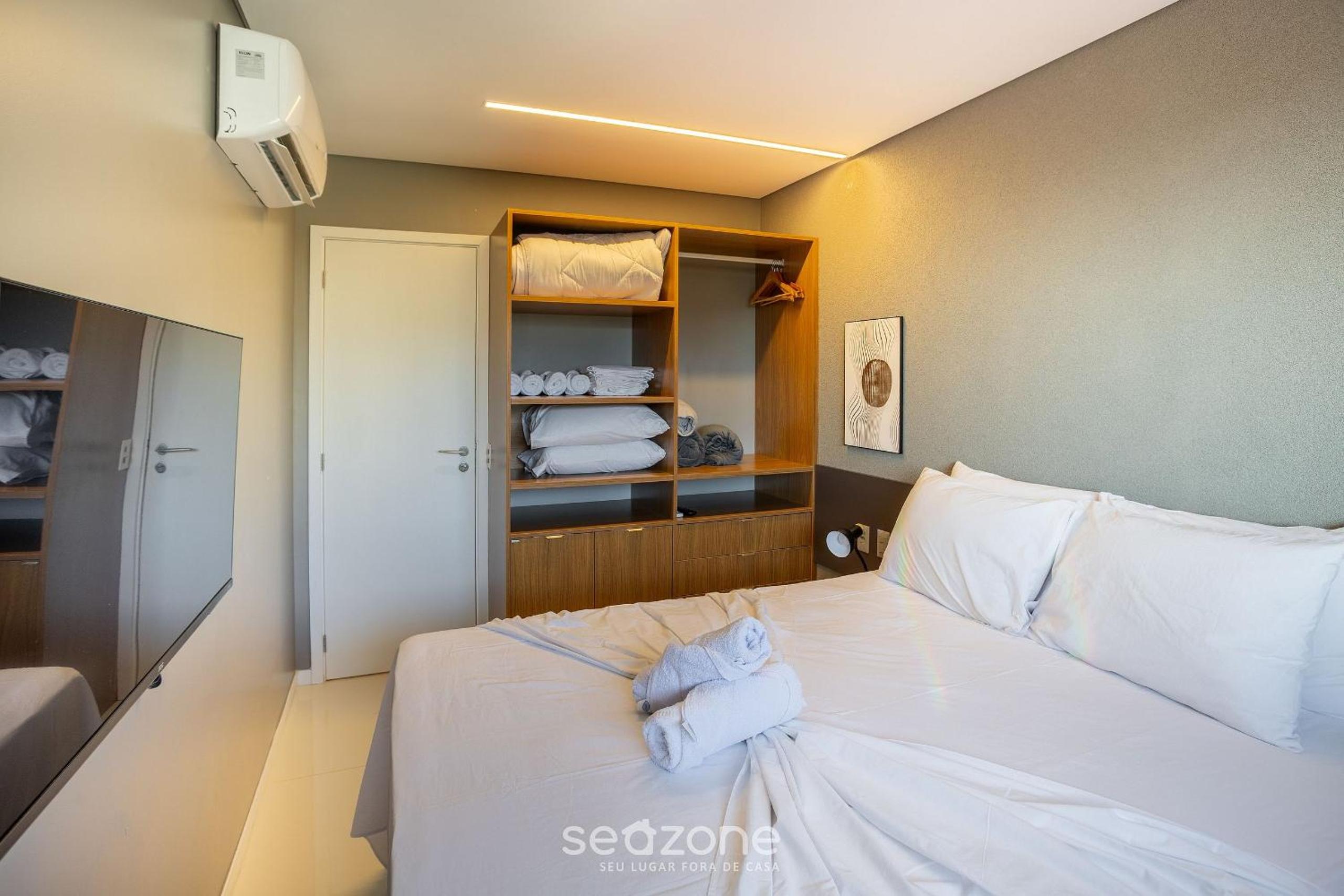 Apt with Pool 200m from the Beach SKC0414