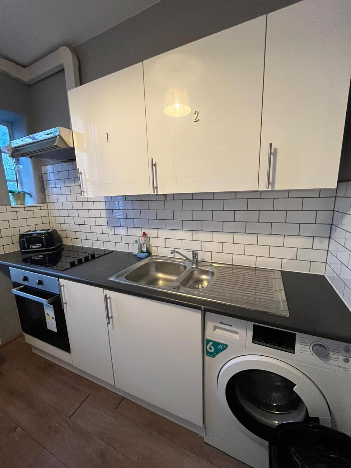 Edgware rooms