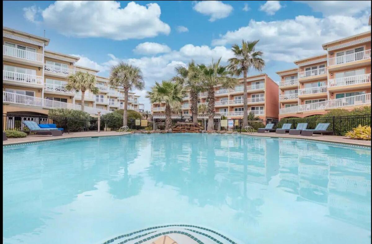 Ocean & Pool View - Hot Tub - 2 Pools - Gym - Tennis ct - Shoreline Stays 10