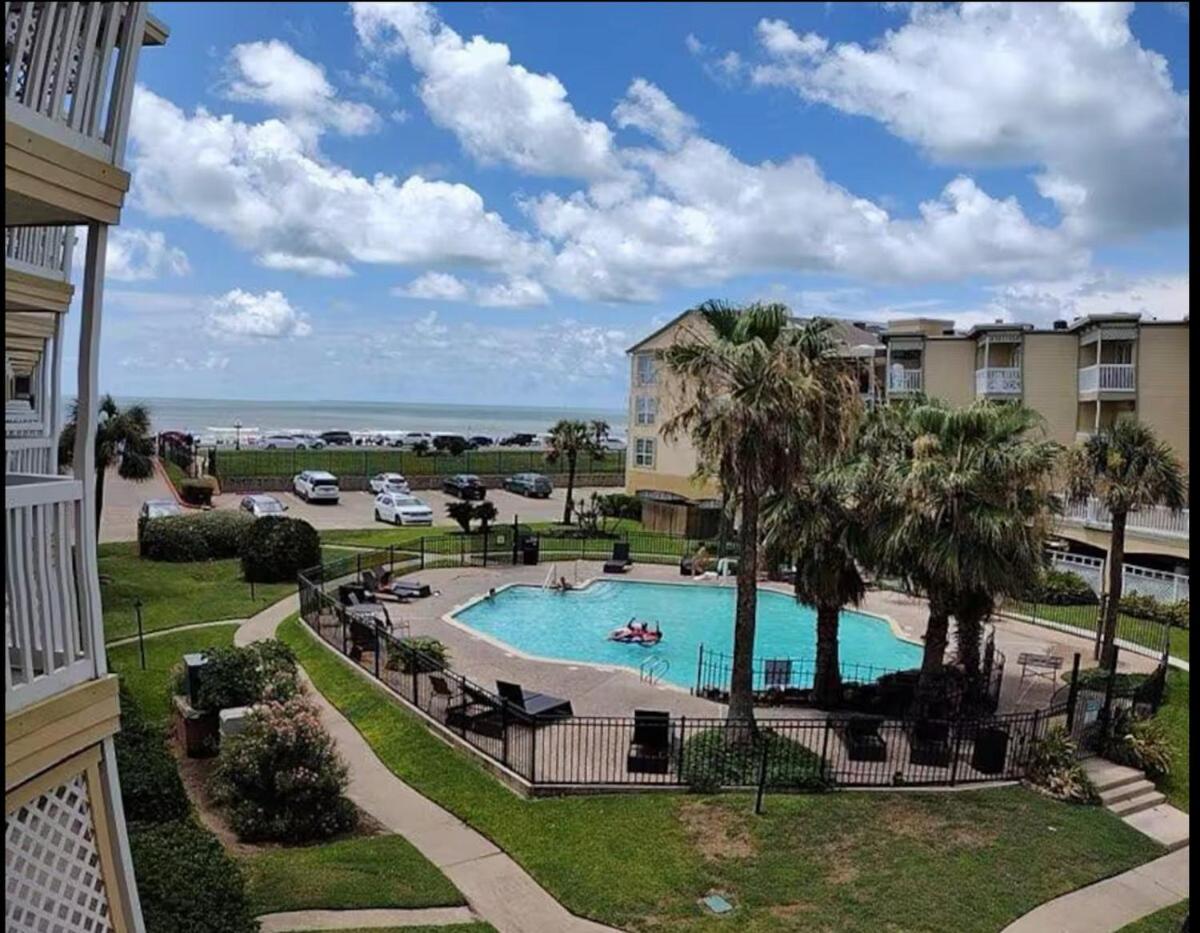 Ocean & Pool View - Hot Tub - 2 Pools - Gym - Tennis ct - Shoreline Stays 10