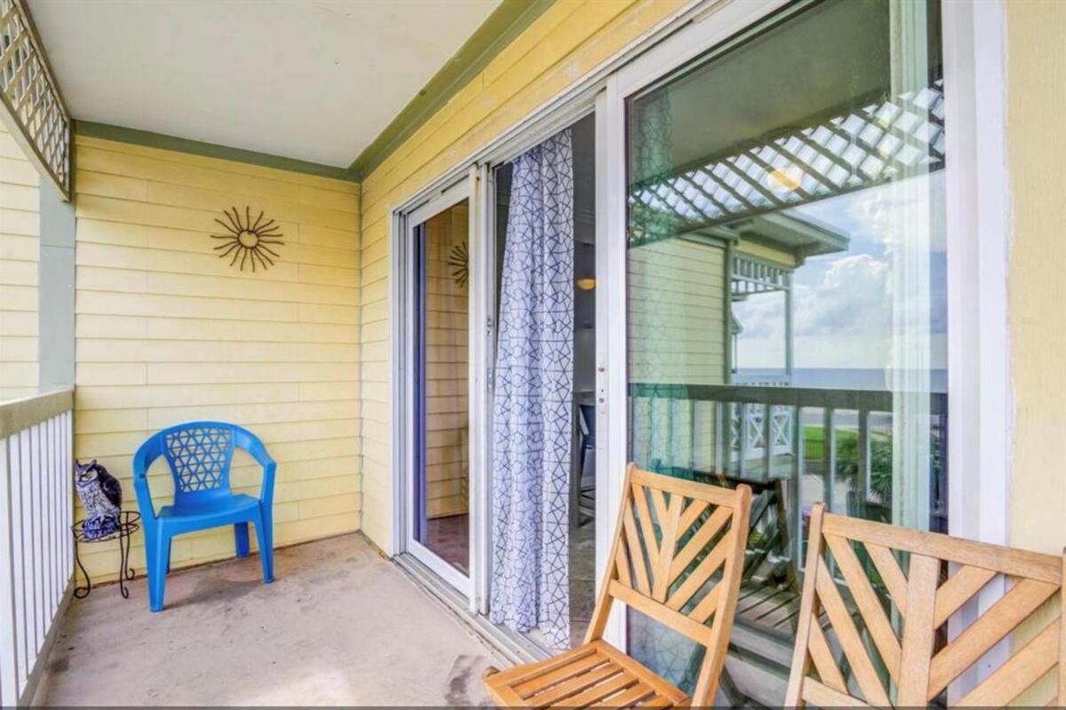 Ocean & Pool View - Top Floor - 2 Pools - Hot Tub - GYM - Tennis ct - SS03