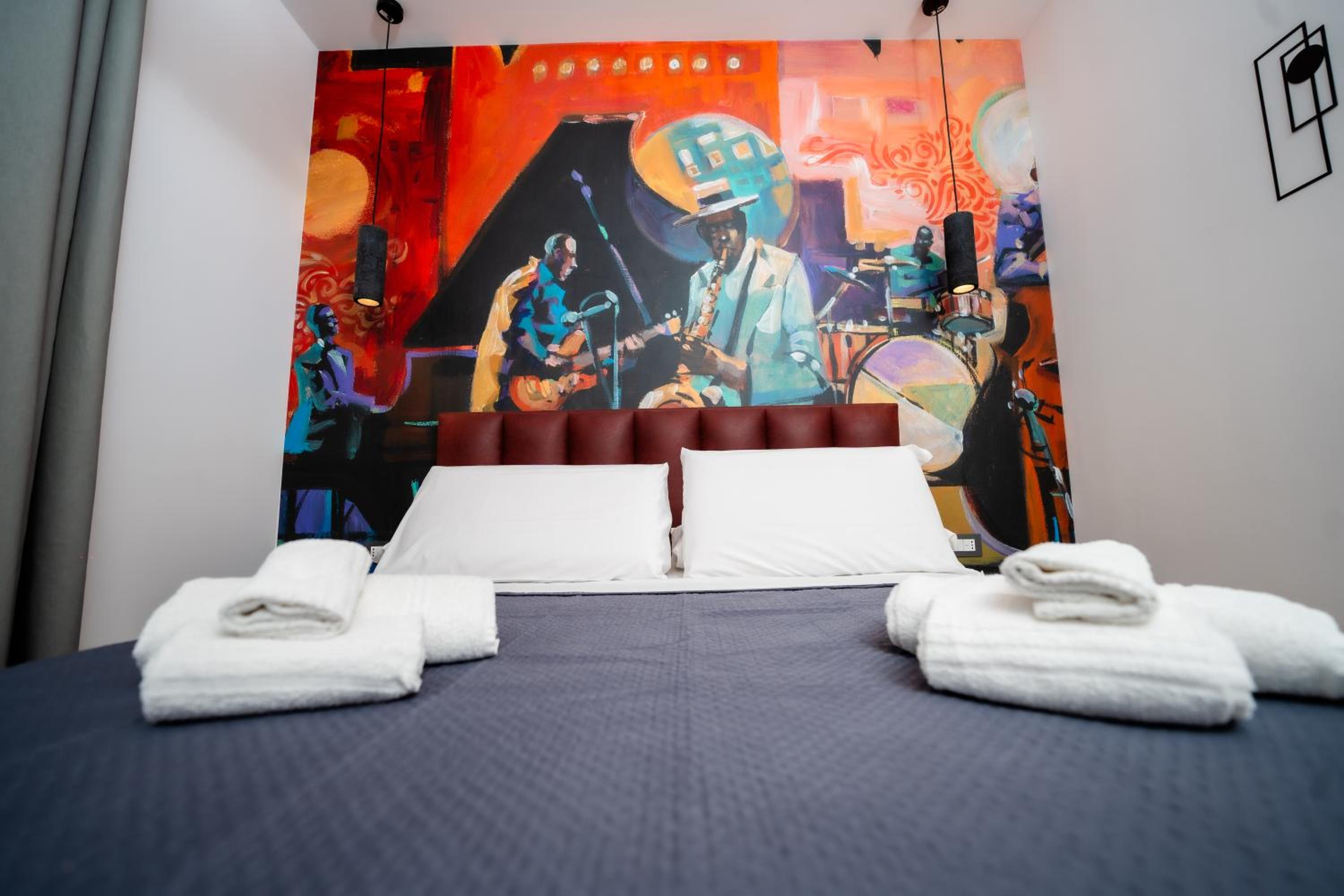 Four Points Suites