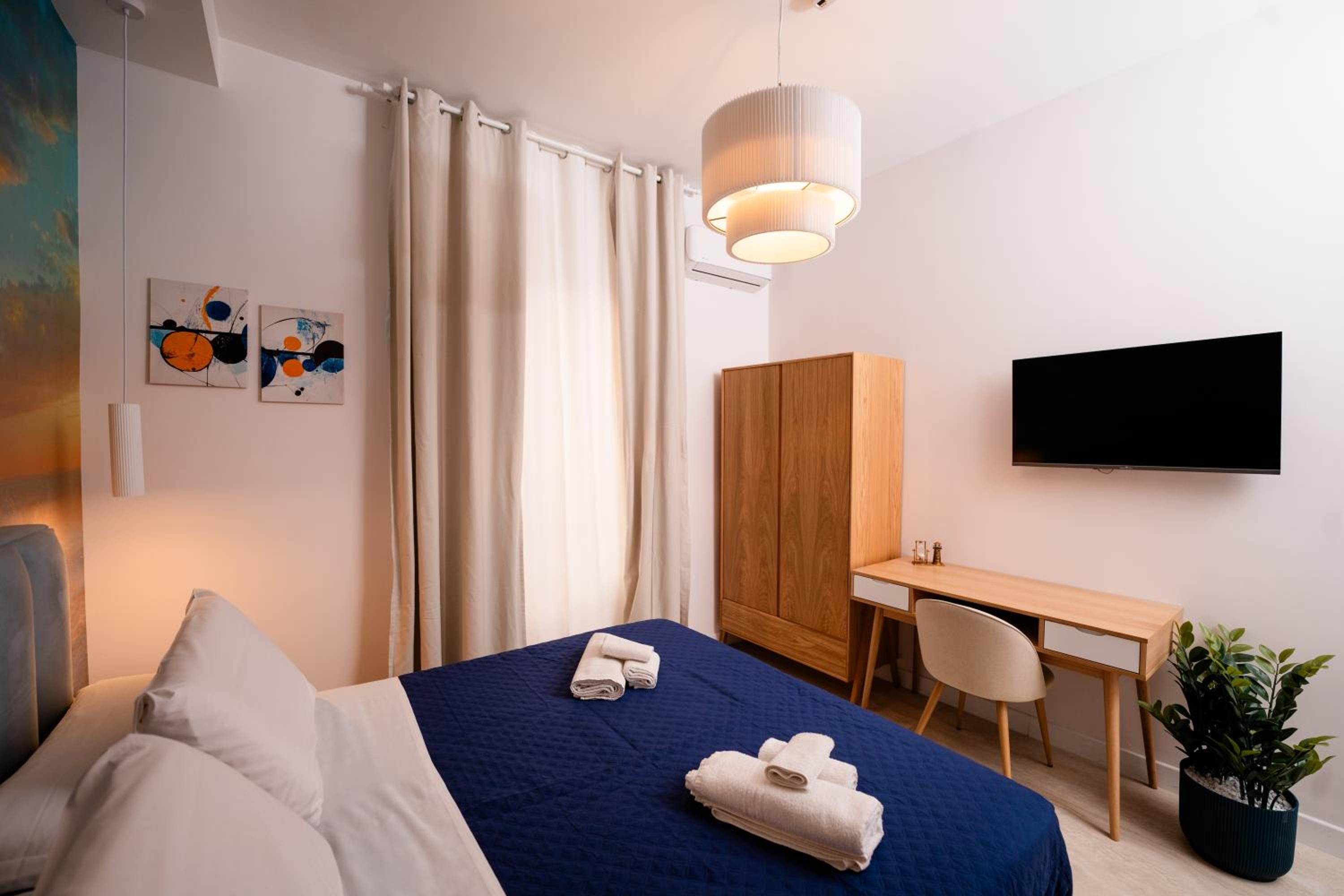 Four Points Suites