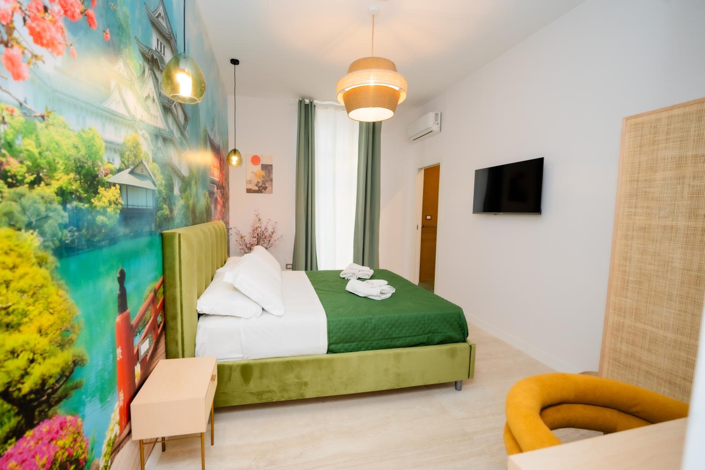 Four Points Suites