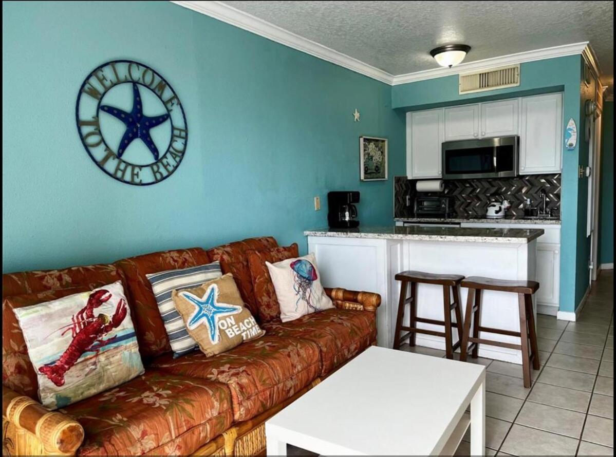 Ocean Views - Heated Pool - Hot Tub - Corner Unit - steps to beach - SS 29