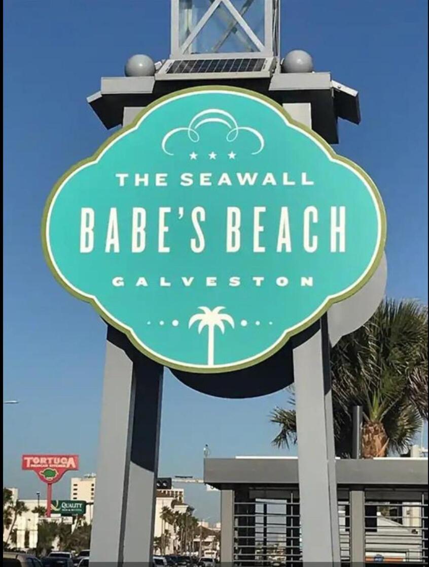 Ocean Views - Heated Pool - Hot Tub - Corner Unit - steps to beach - SS 29